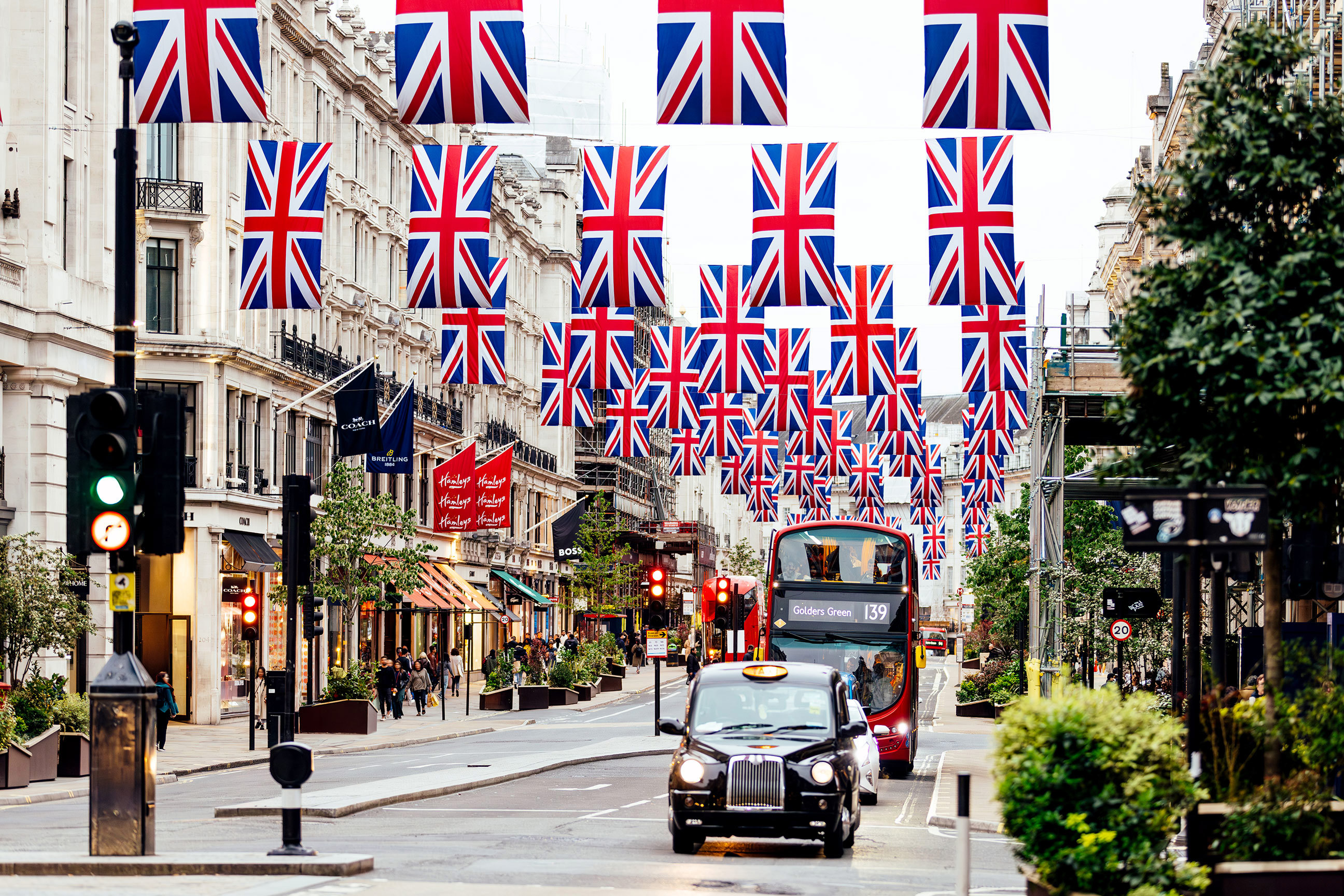 English Adventure Guided Tour 2026