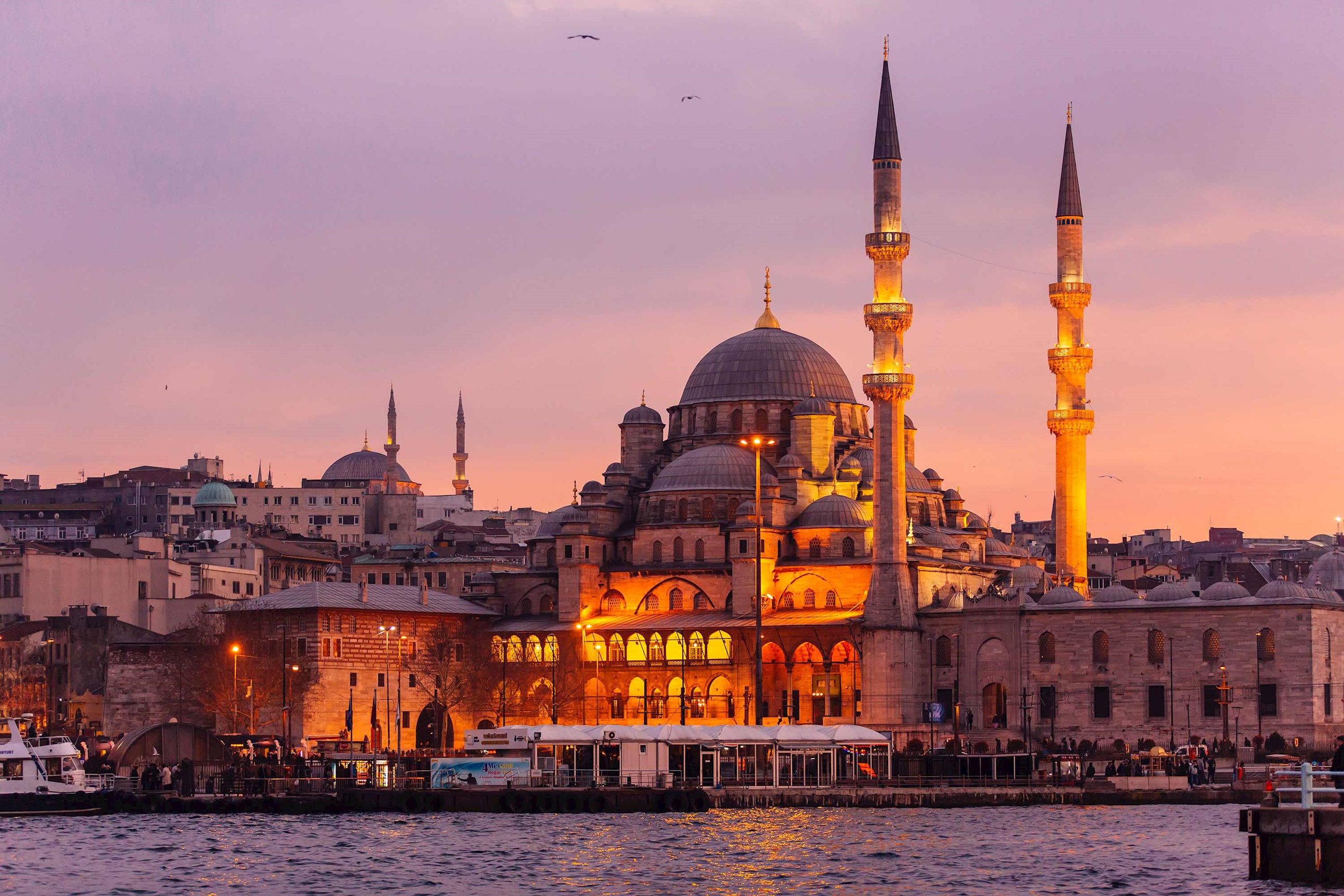 yeni-cami-istanbul-turkey.jpg