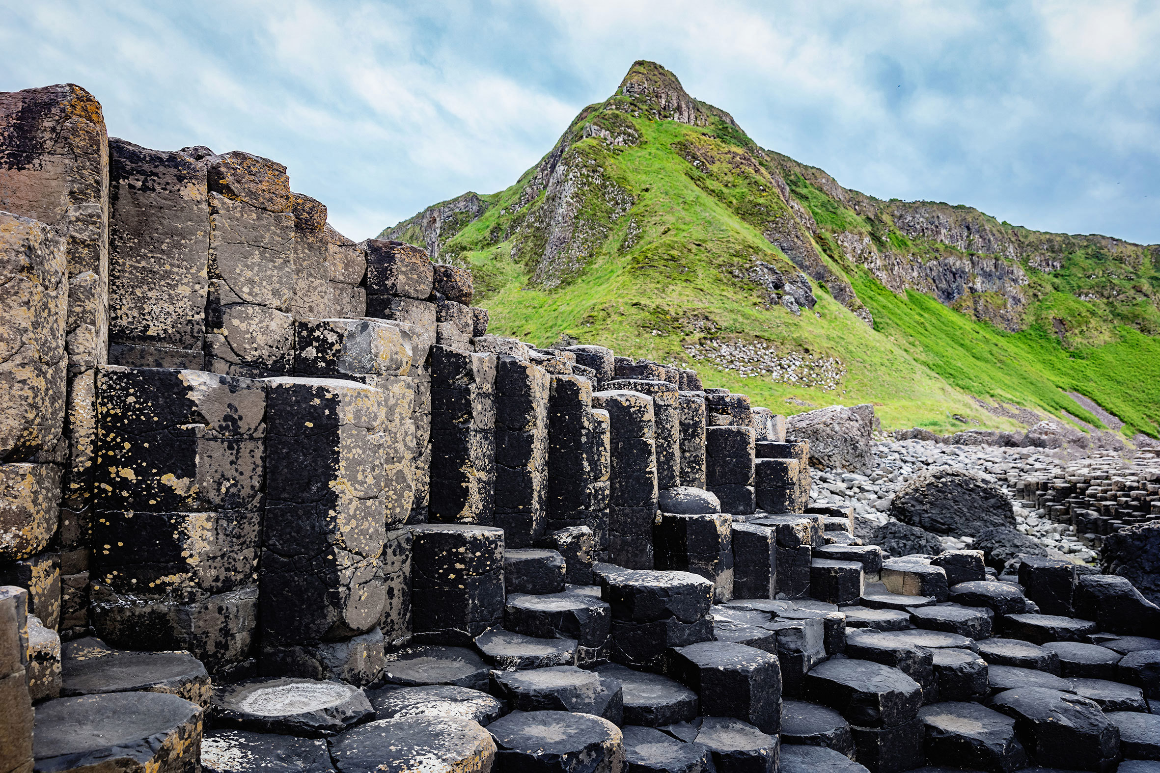 giant-causeway-county-antrim-northern-ireland.jpg