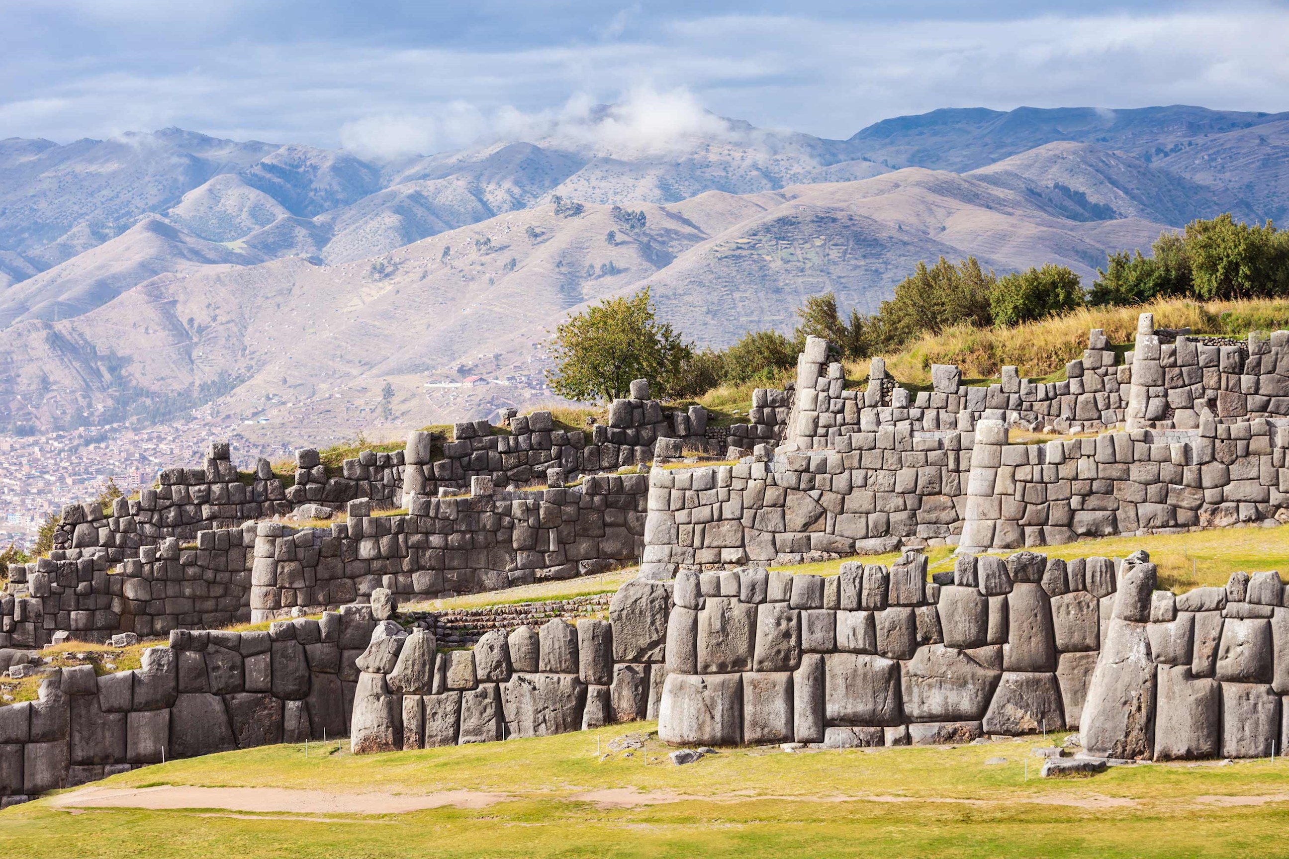 ruins-cusco-peru.jpg