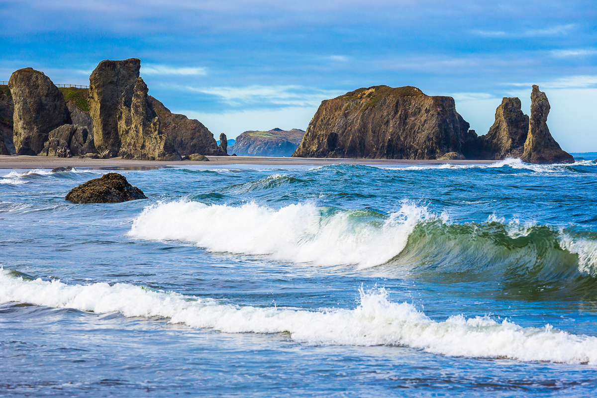 south-jetty-beach-bandon-oregon-usa.jpg