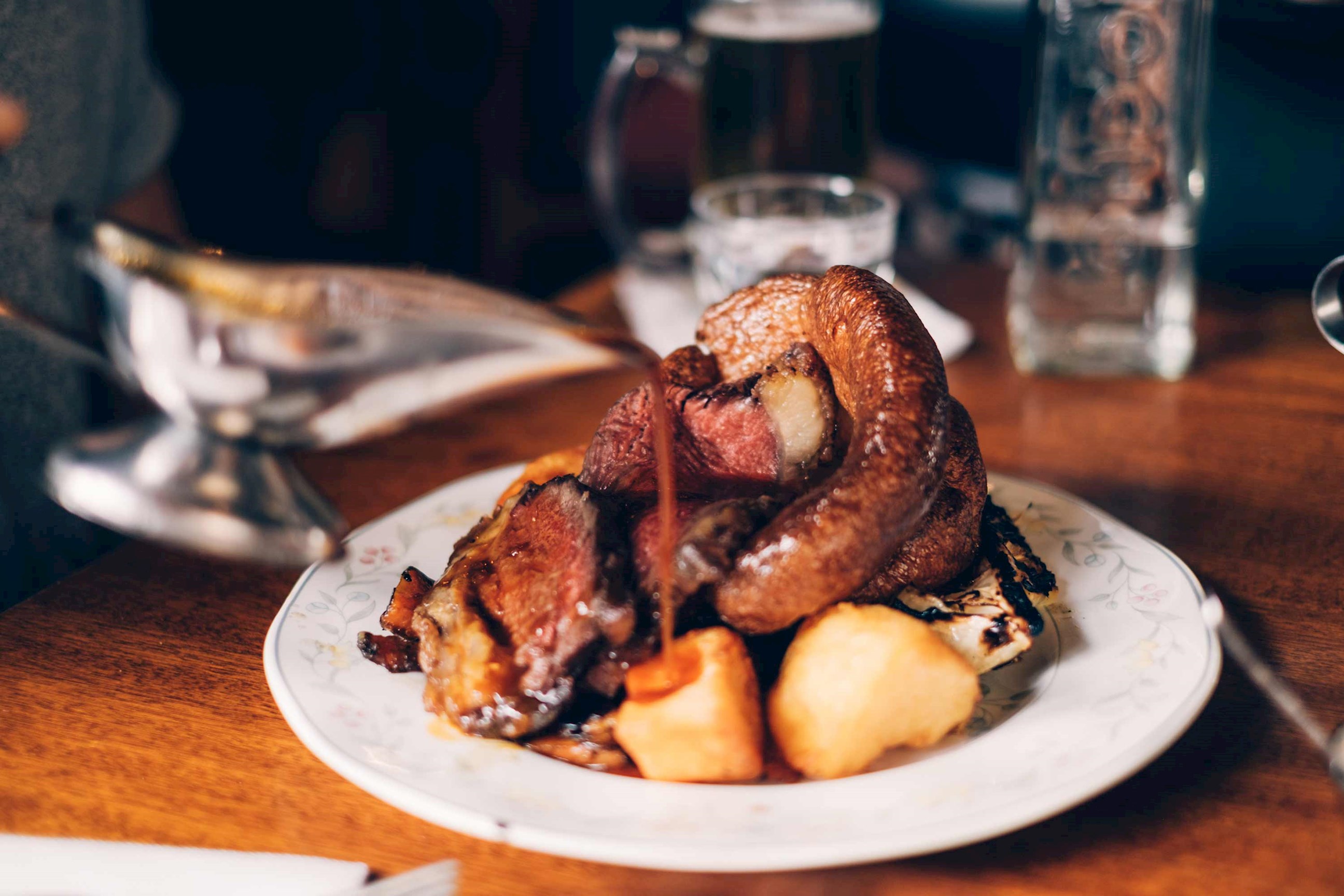 traditional-british-dinner-hosted-local-family-vale-york-england.jpg