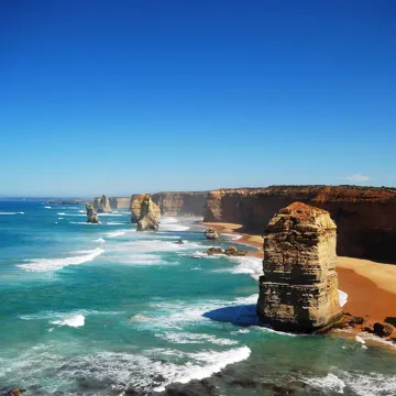 visit-twelve-apostles-great-ocean-road-drive-melbourne-australia.jpg