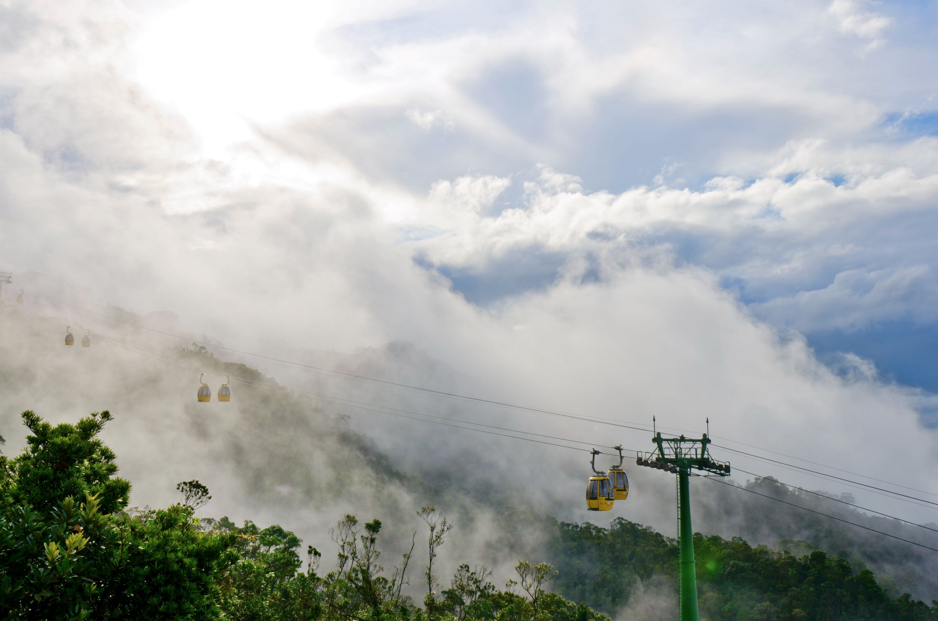 mountain-landscape-vietnam-147486296.jpg