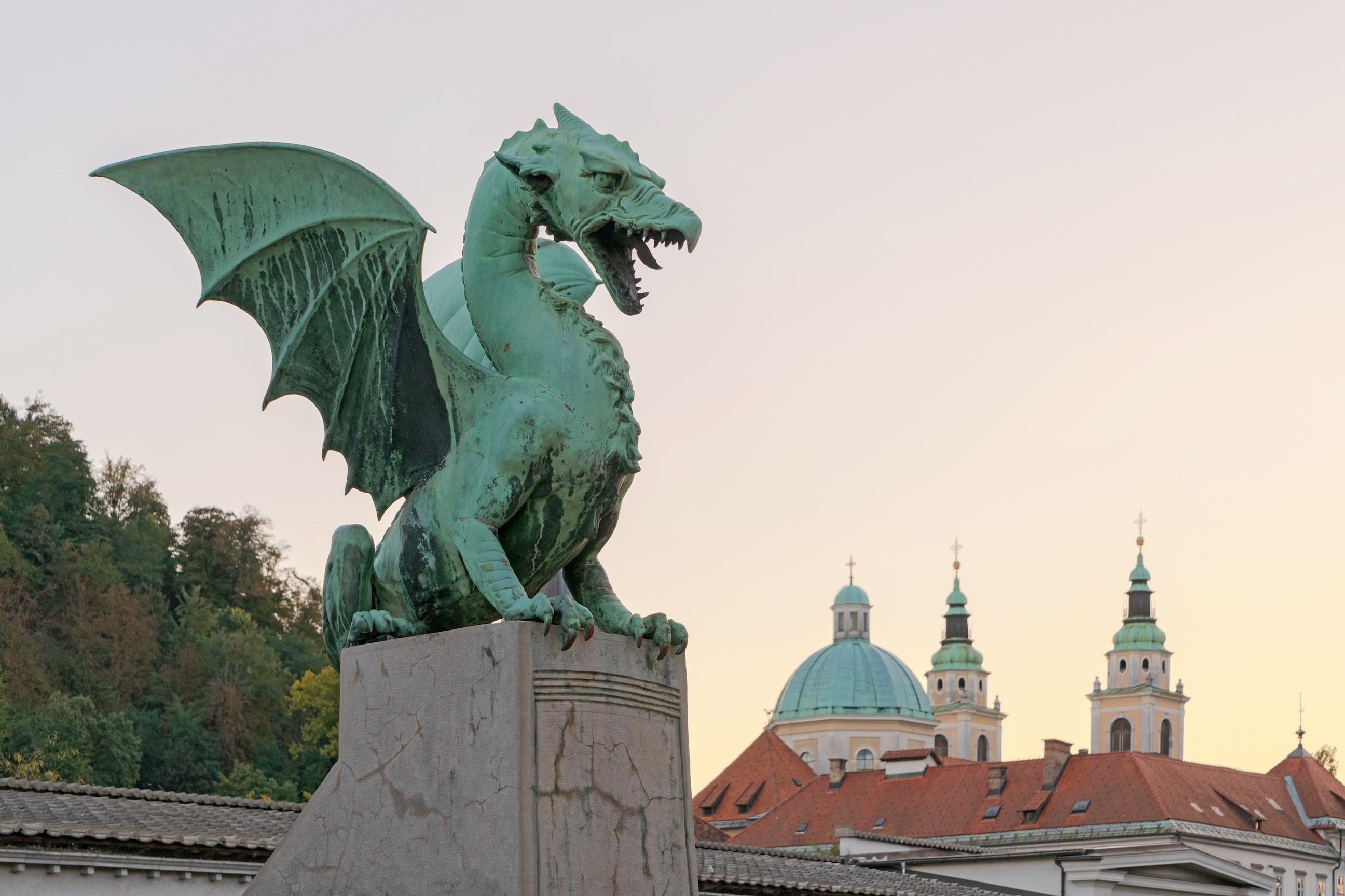 dragon-bridge-ljubljana-slovenia.jpg