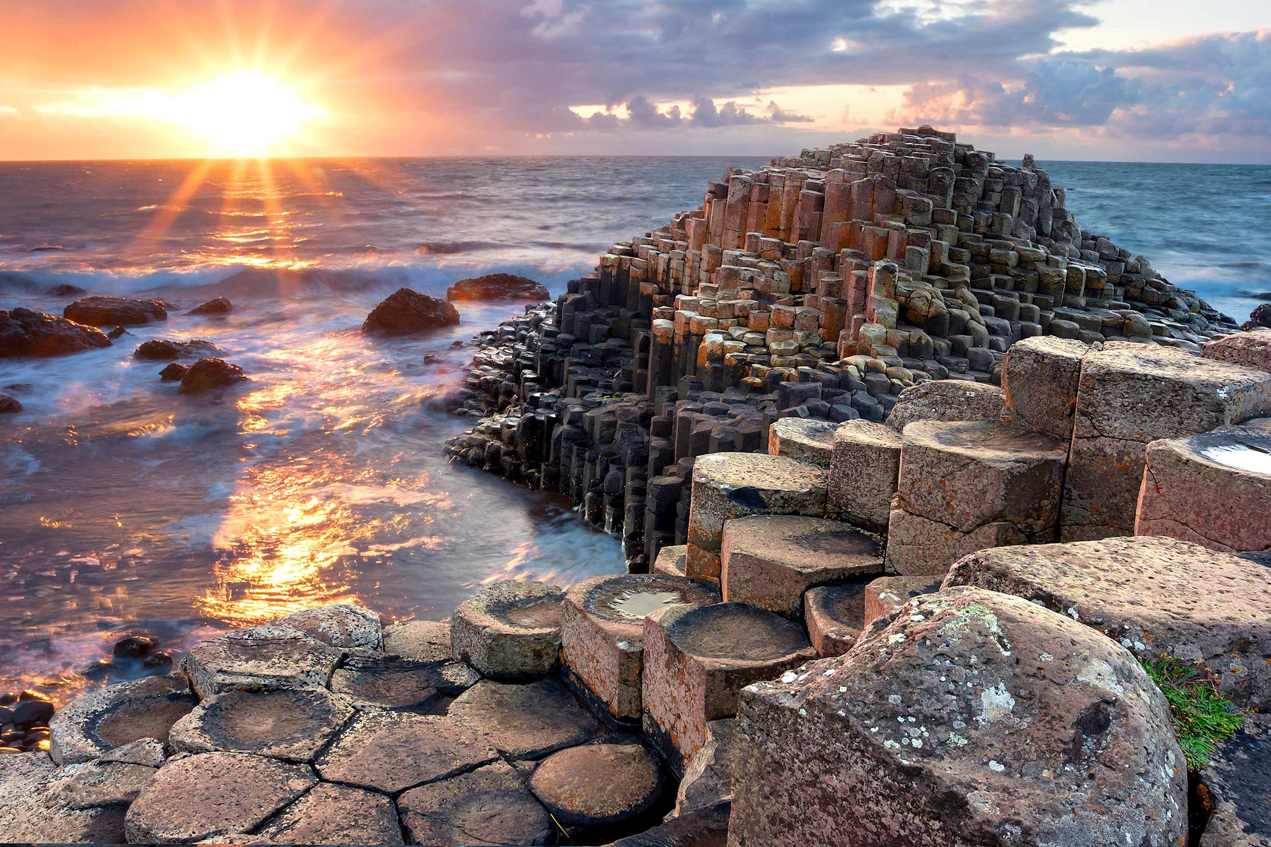 the-giants-causeway-northern-ireland.jpg