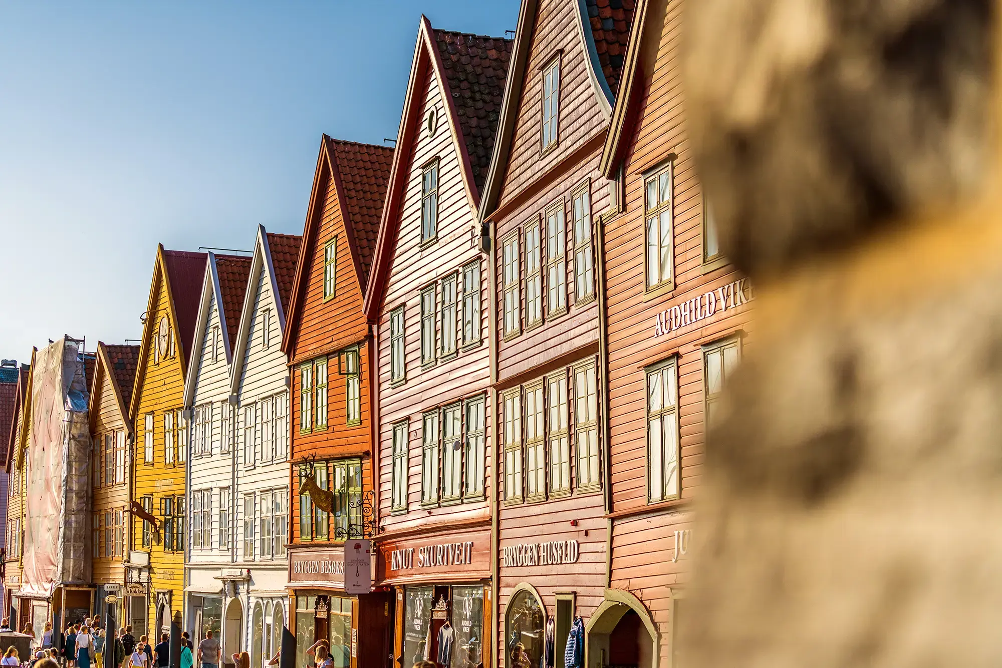 day-hero-historic-wharf-buildings-bergen-norway-rtd.webp