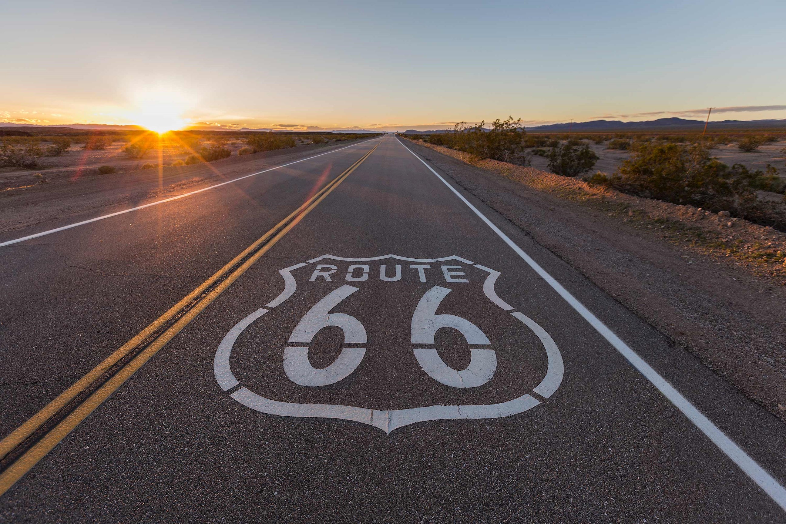sign-route-66-flagstaff-usa.jpg