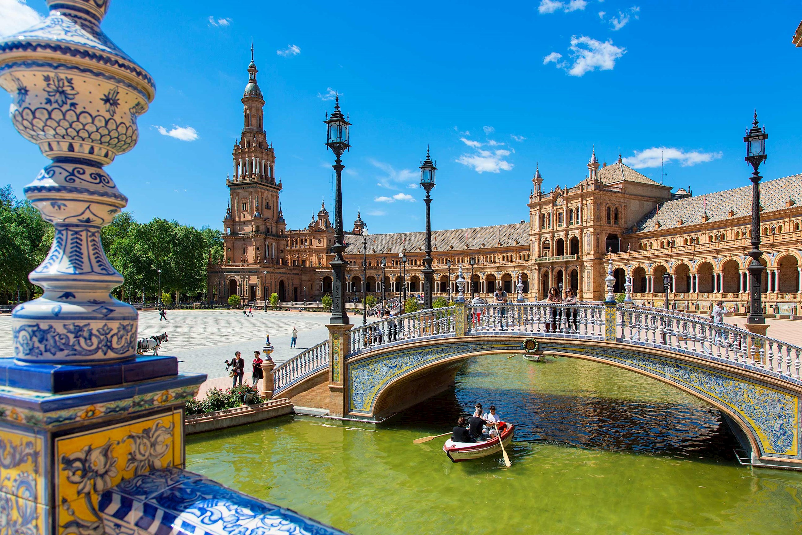 plaza-de-espana-seville-spain.jpg