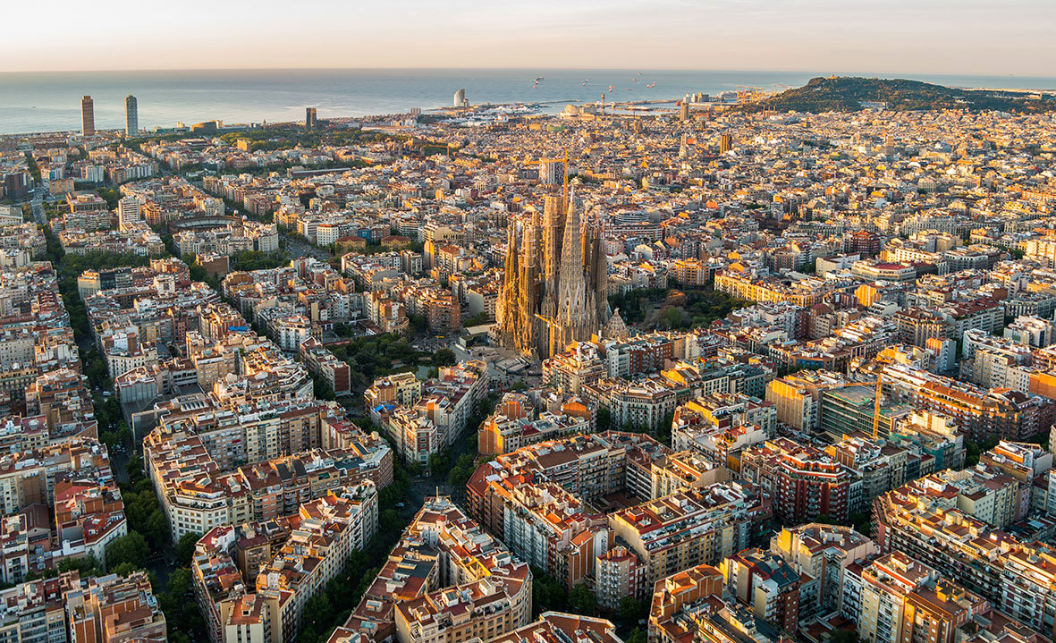 sagrada-familia-barcelona-skyline-sunrise-barcelona-spain.jpg
