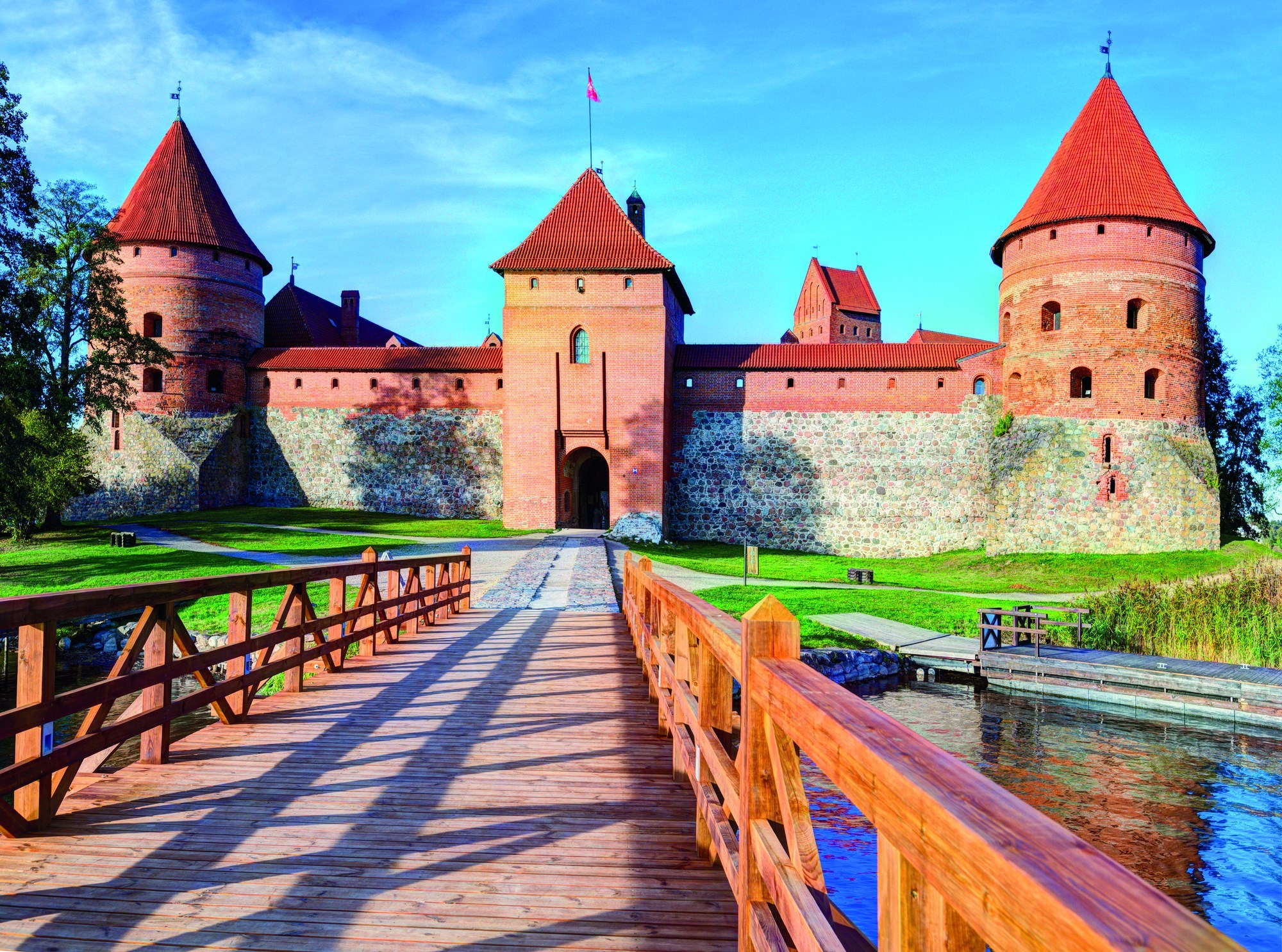 trakai-castle-vilnius-estonia.jpg