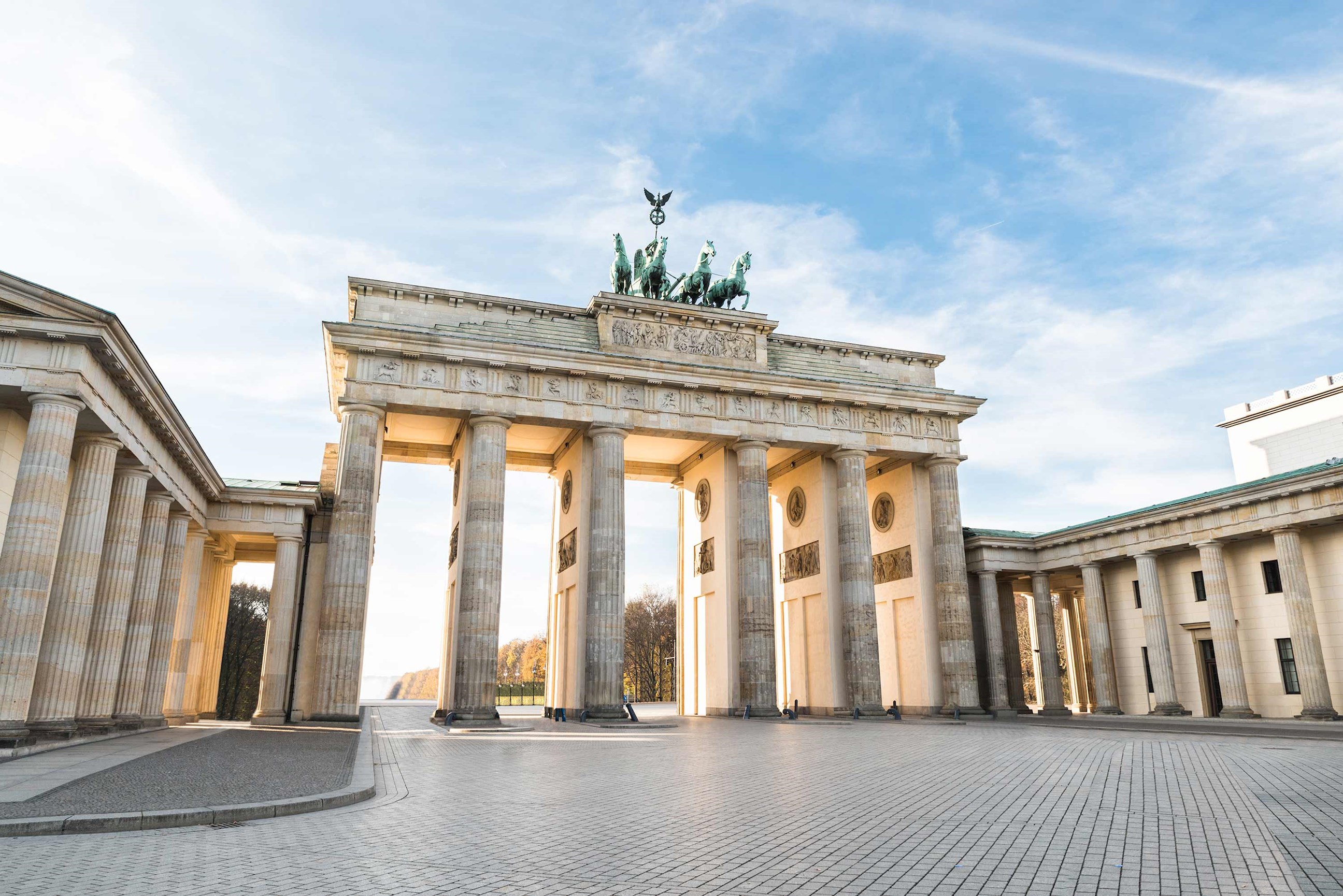 brandenburger-tor-berlin-germany.jpg