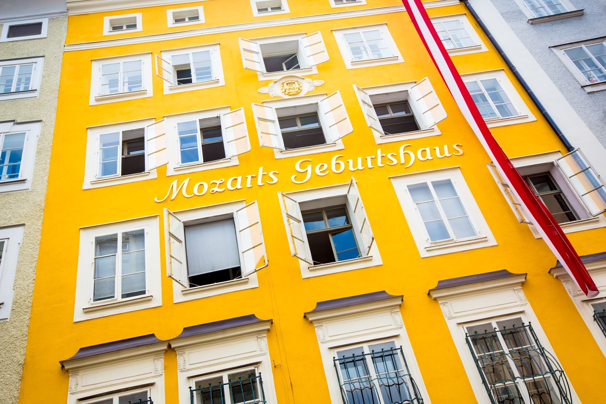 wolfgang-amadeus-mozart-house-salzburg-austria.jpg