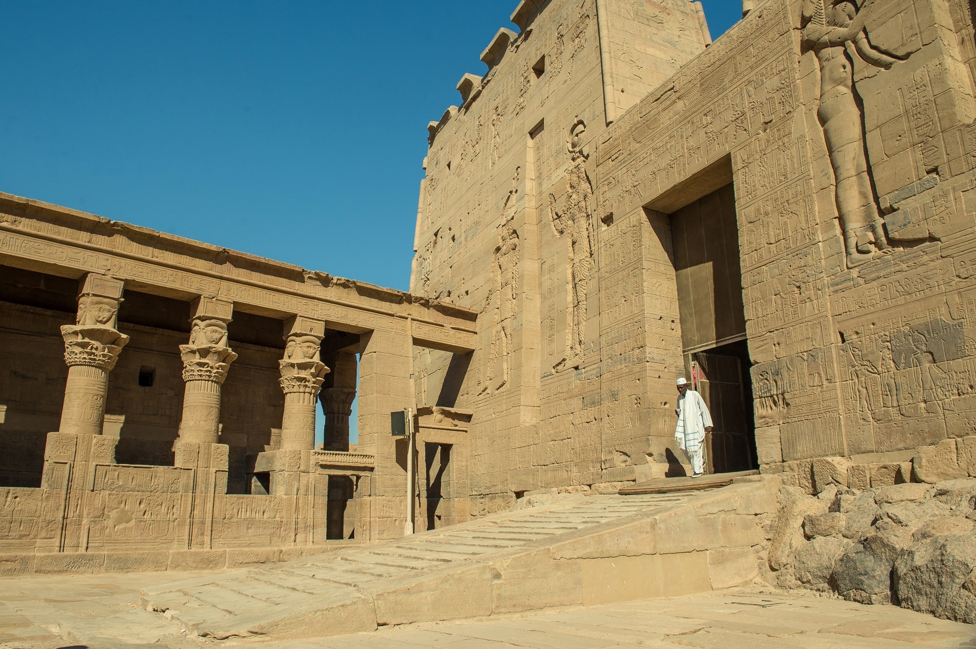 philae-temple-of-isis-aswan-egypt.jpg