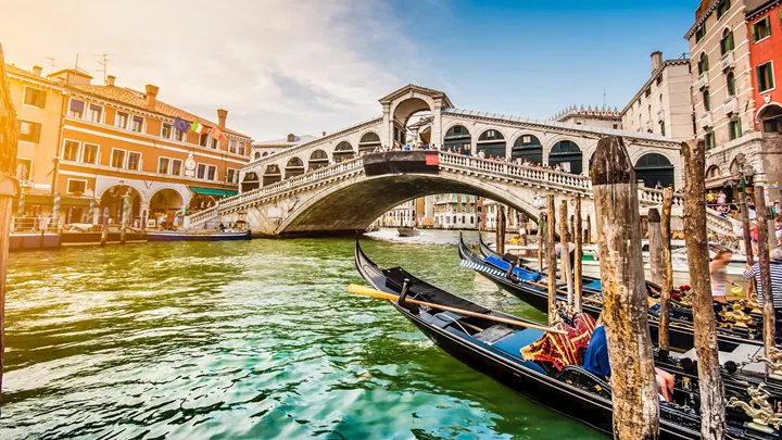 Canal Grande and Rialto Bridge in Venice, Italy