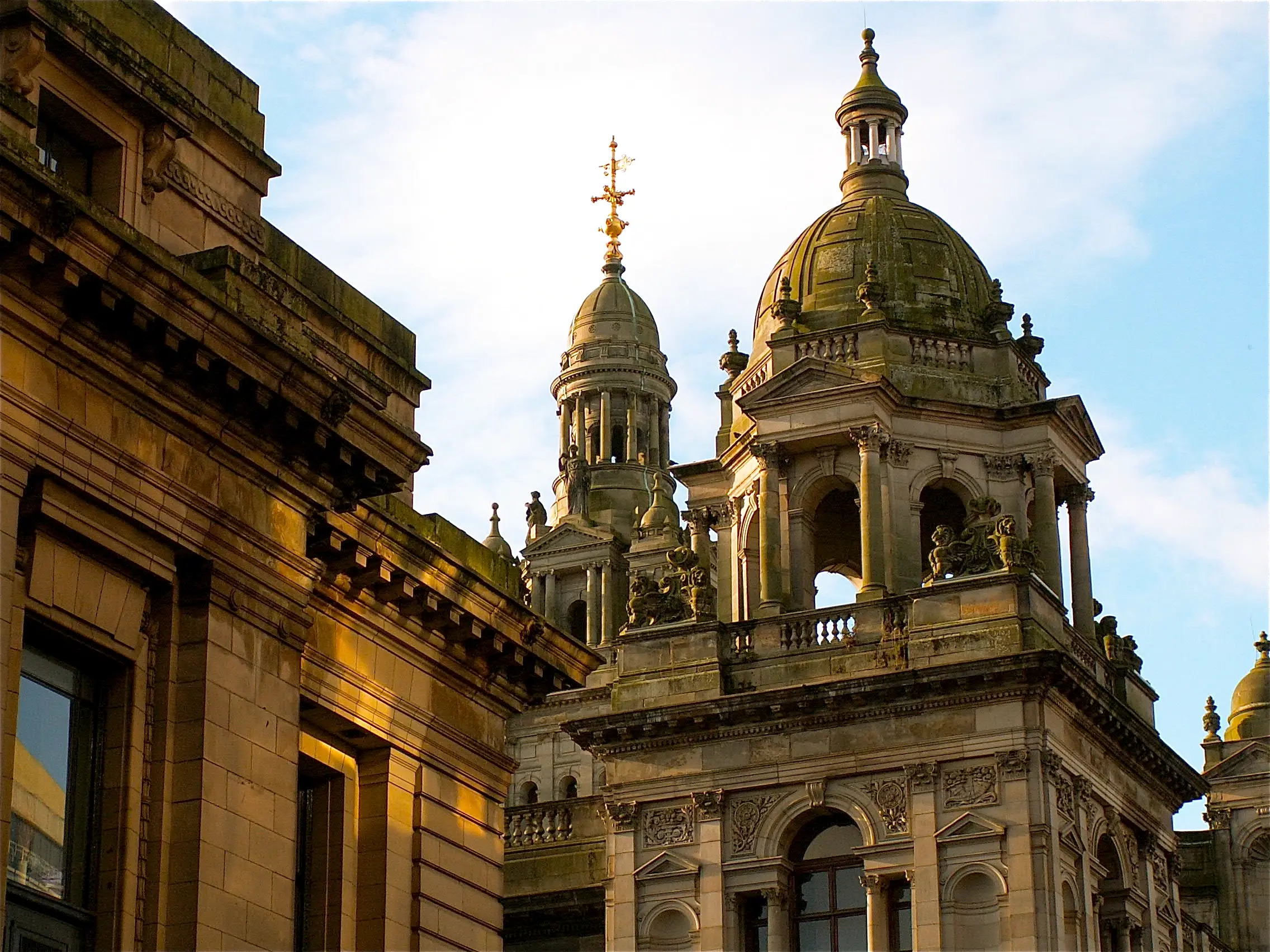 day-hero-city-chambers-glasgow-scotland.webp