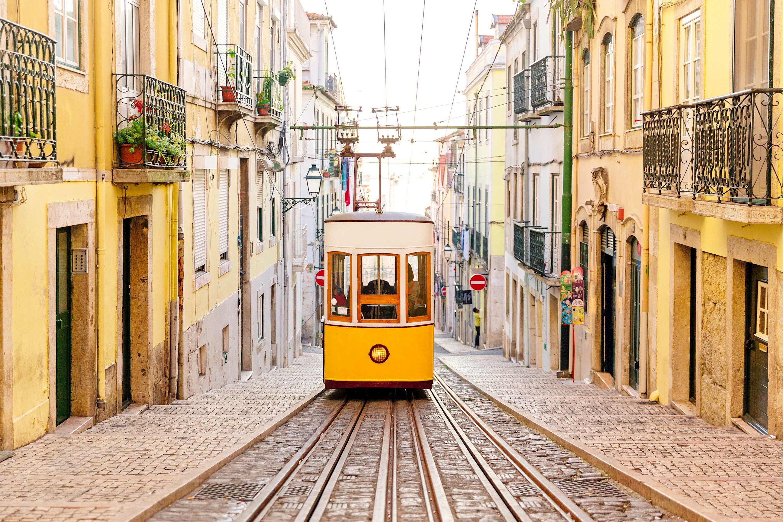 tram-lisbon-portugal.jpg