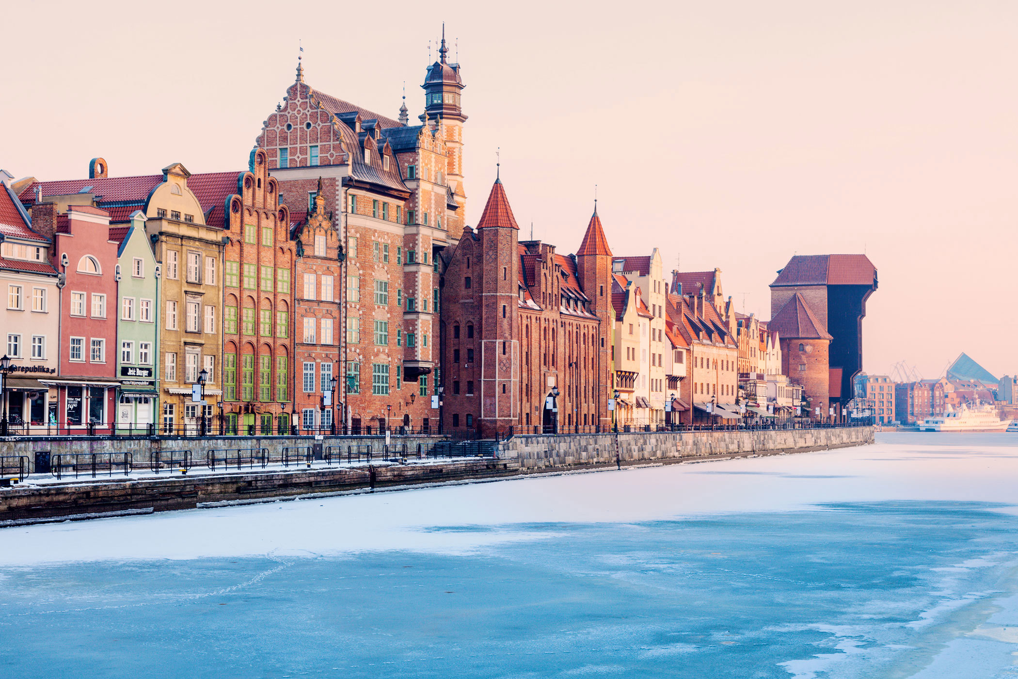 frozen-vistula-river-and-historic-crane-gdansk-poland.jpg