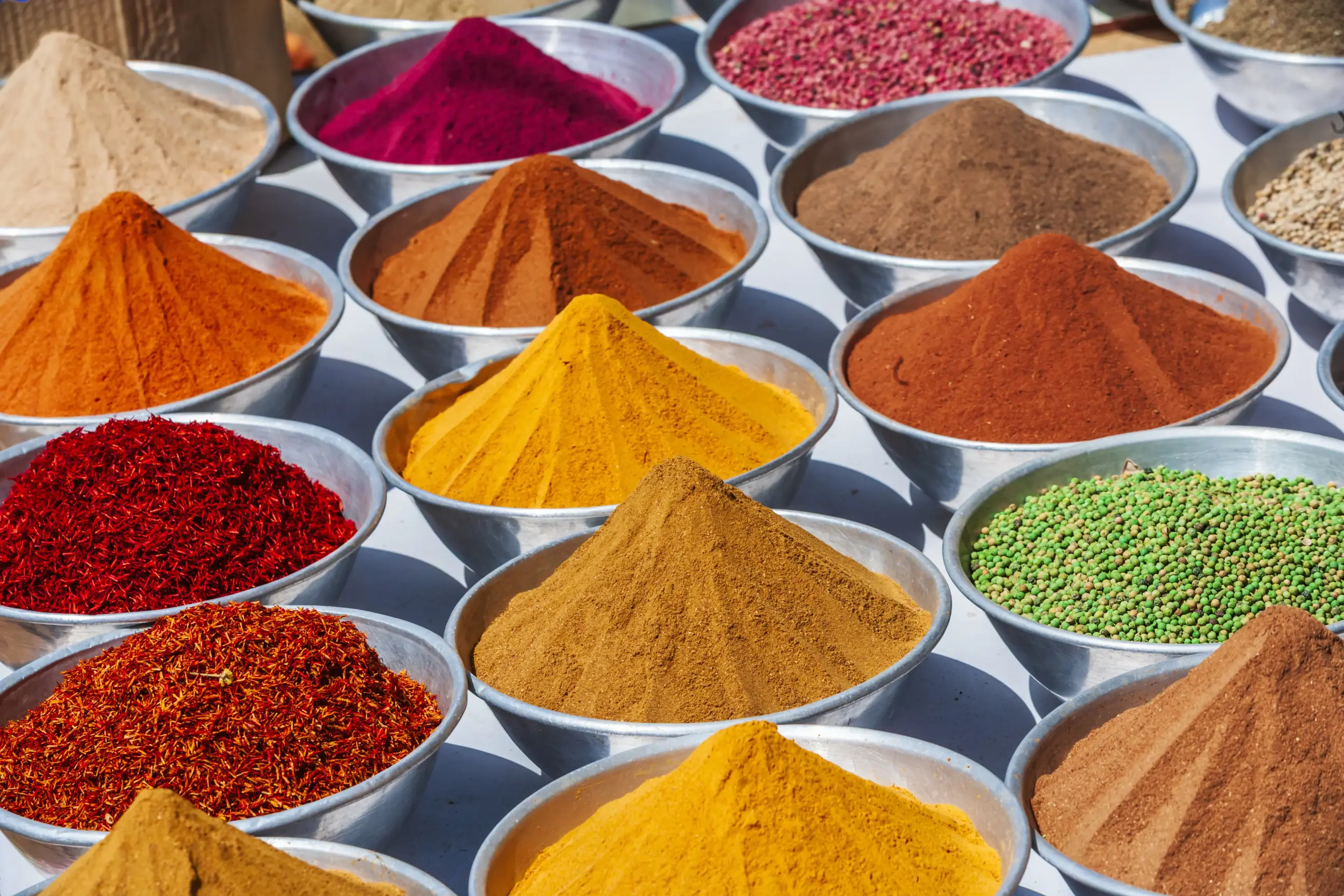 day-hero-vibrant-spice-piles-aswan-egypt.webp
