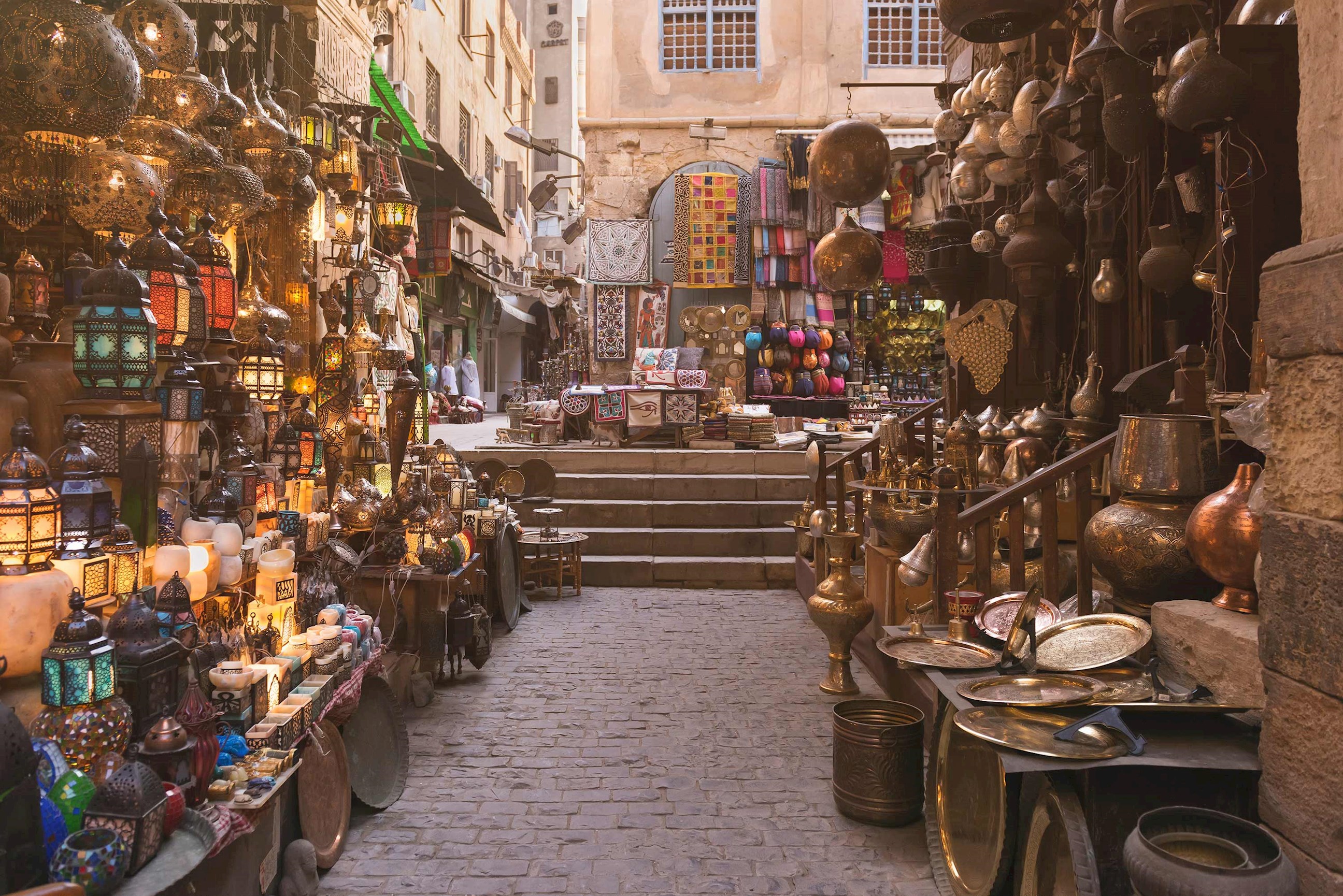 market-khan-al-khalili-bazaar-cairo-egypt.jpg