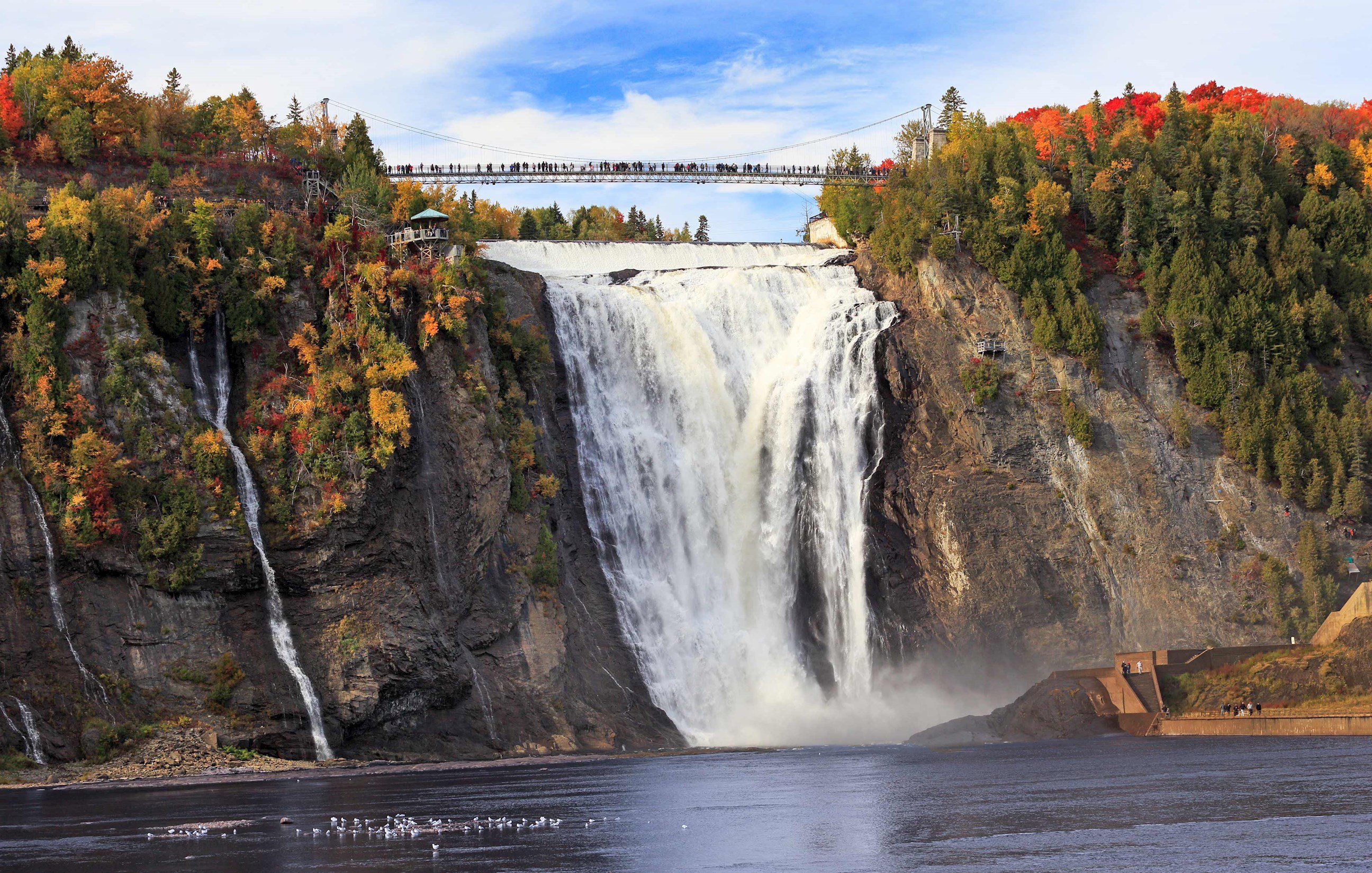 montmorency-falls-quebec-canada.jpg