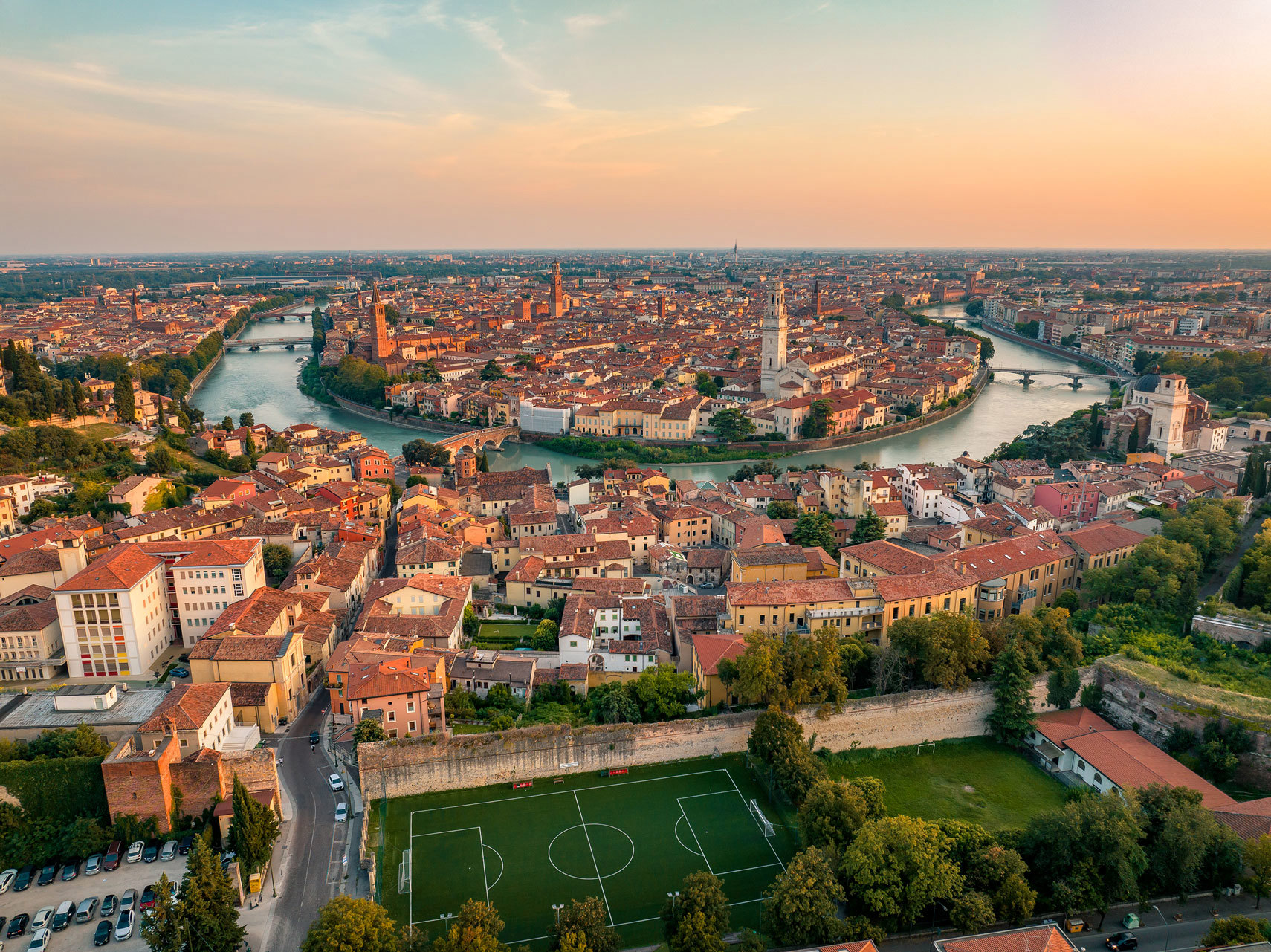 verona-city-skyline-verona-italy.jpg