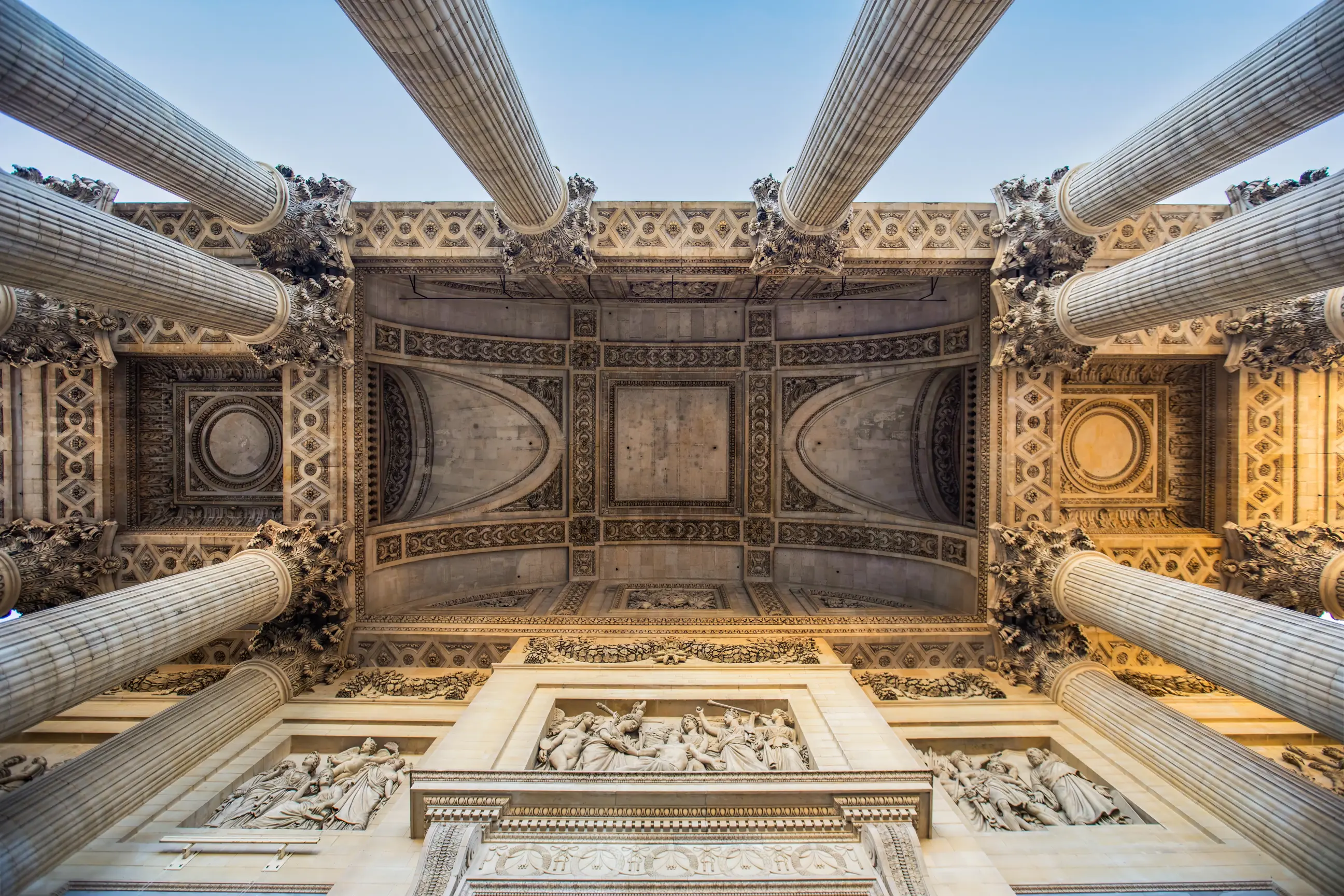 day-hero-roof-paris-panthe-on-paris-france.webp