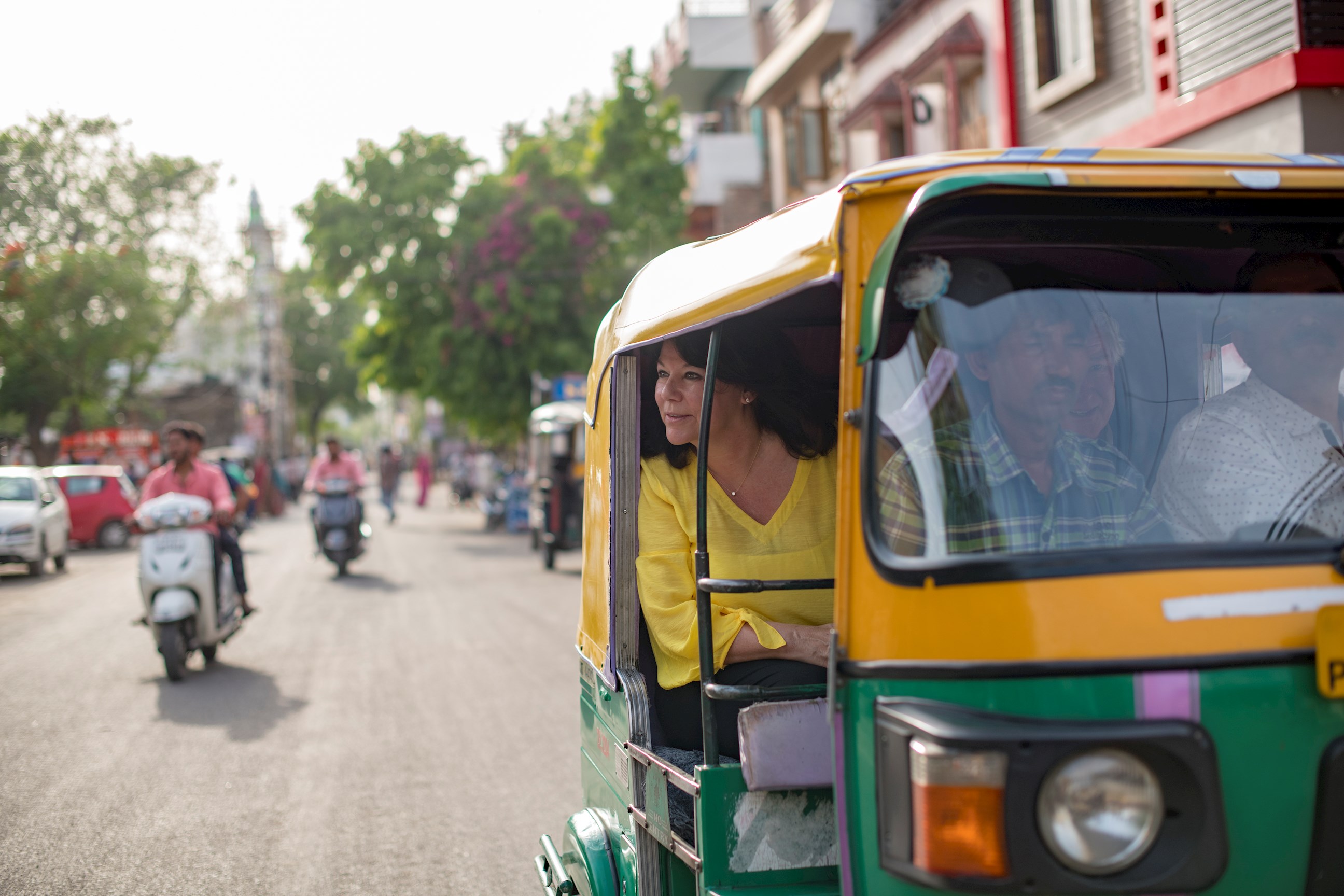 tuk-tuk-tour-colombo-sri-lanka.jpg