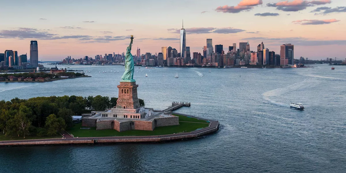 East Coast USA and Canada end New York Guided Tour
