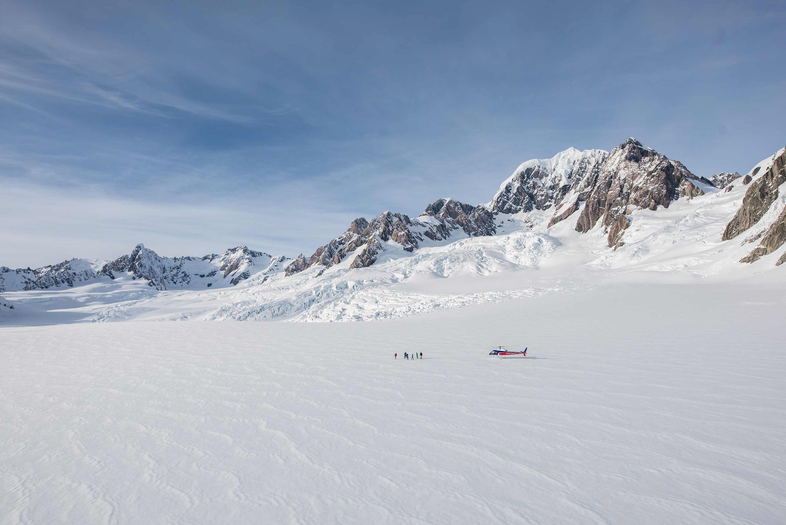 enjoy-40-minute-scenic-mountain-flight-franz-josef-glacier-mt-cook-new-zealand.jpg