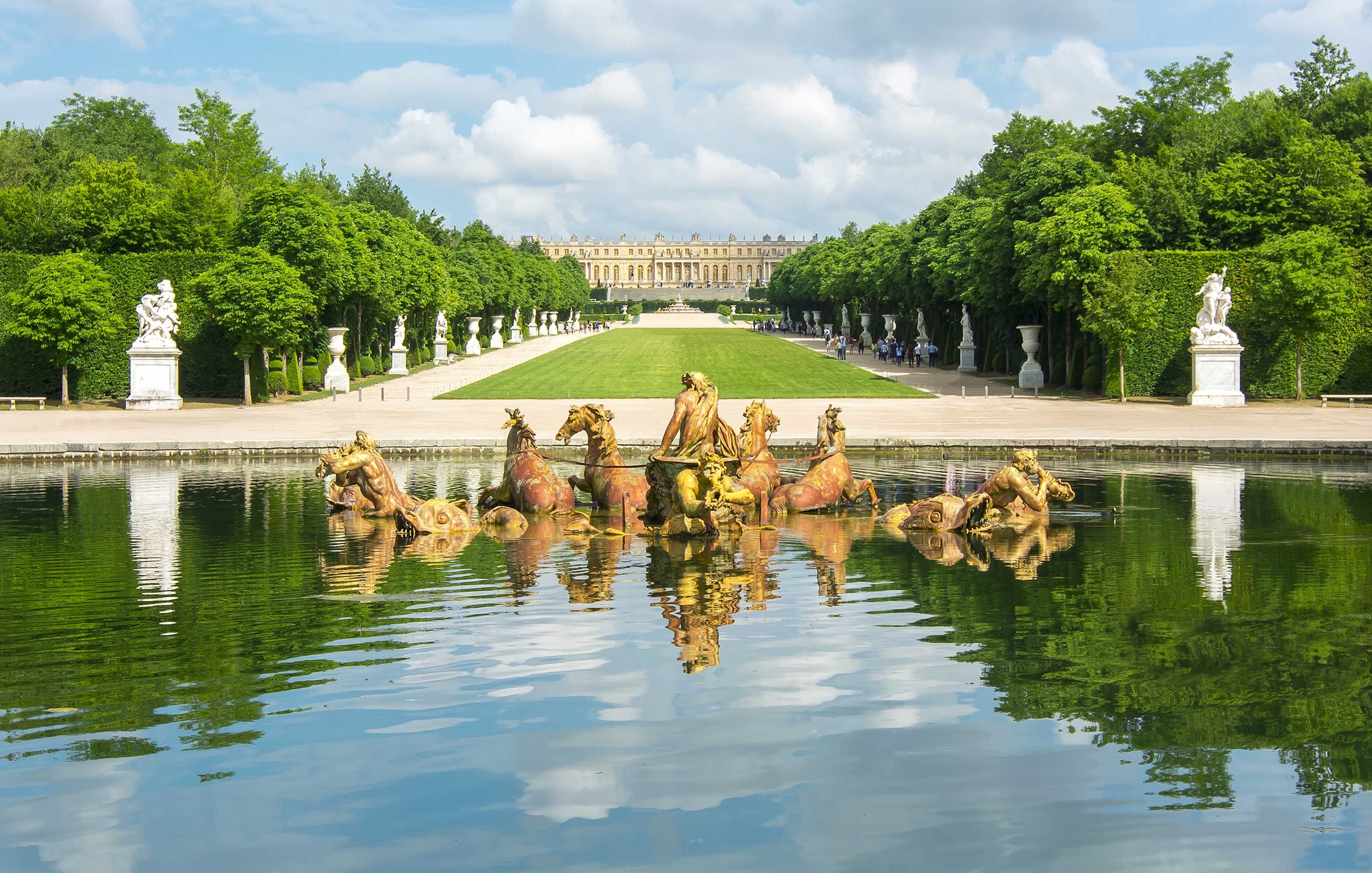 versailles-garden-paris-france.jpg