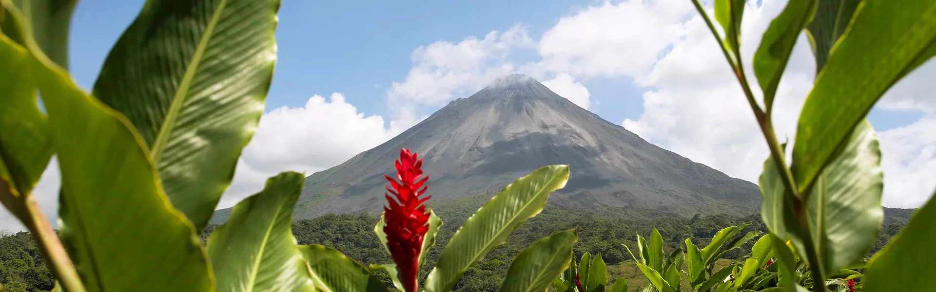 Costa Rica Arenal Volcano Scenic 78817458 GE Nov22 2600X1300