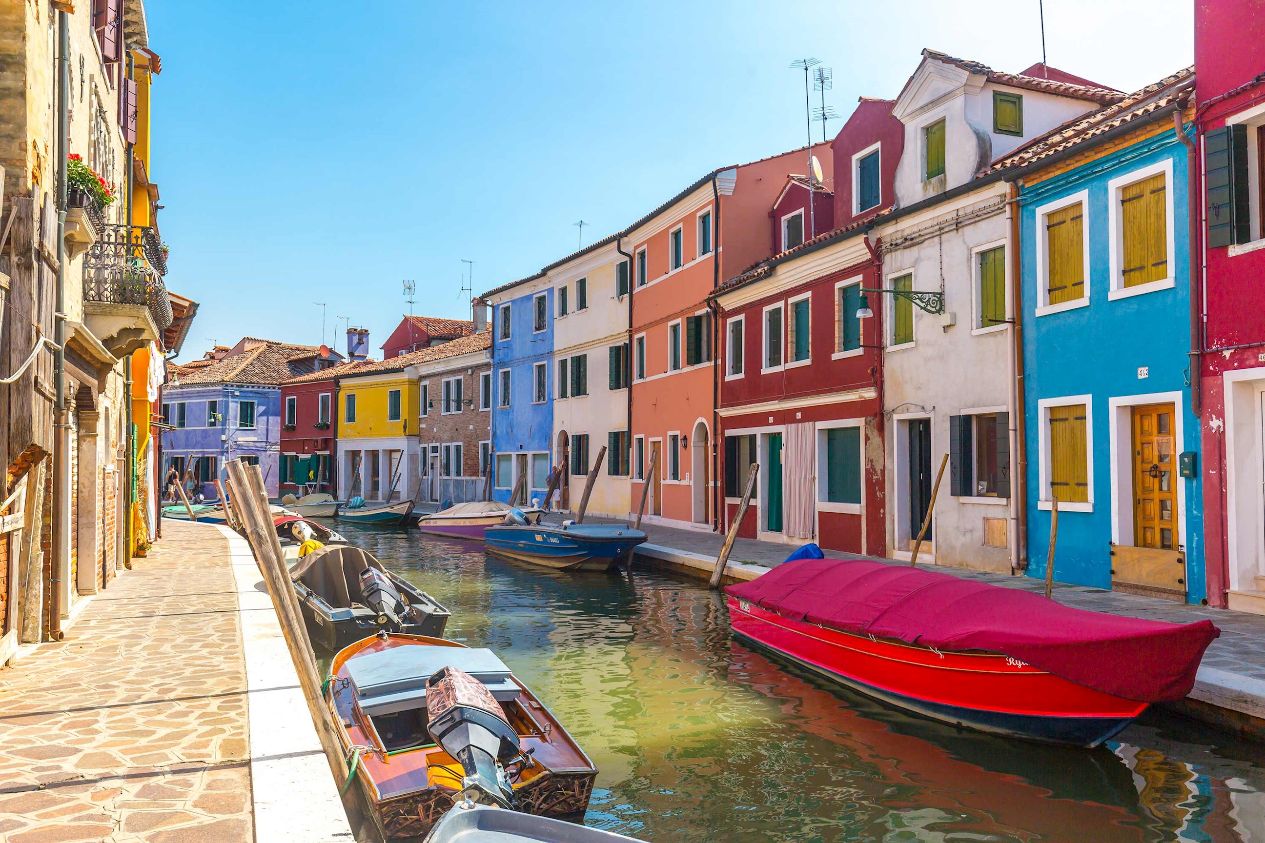 canal-houses-venice-italy.jpg