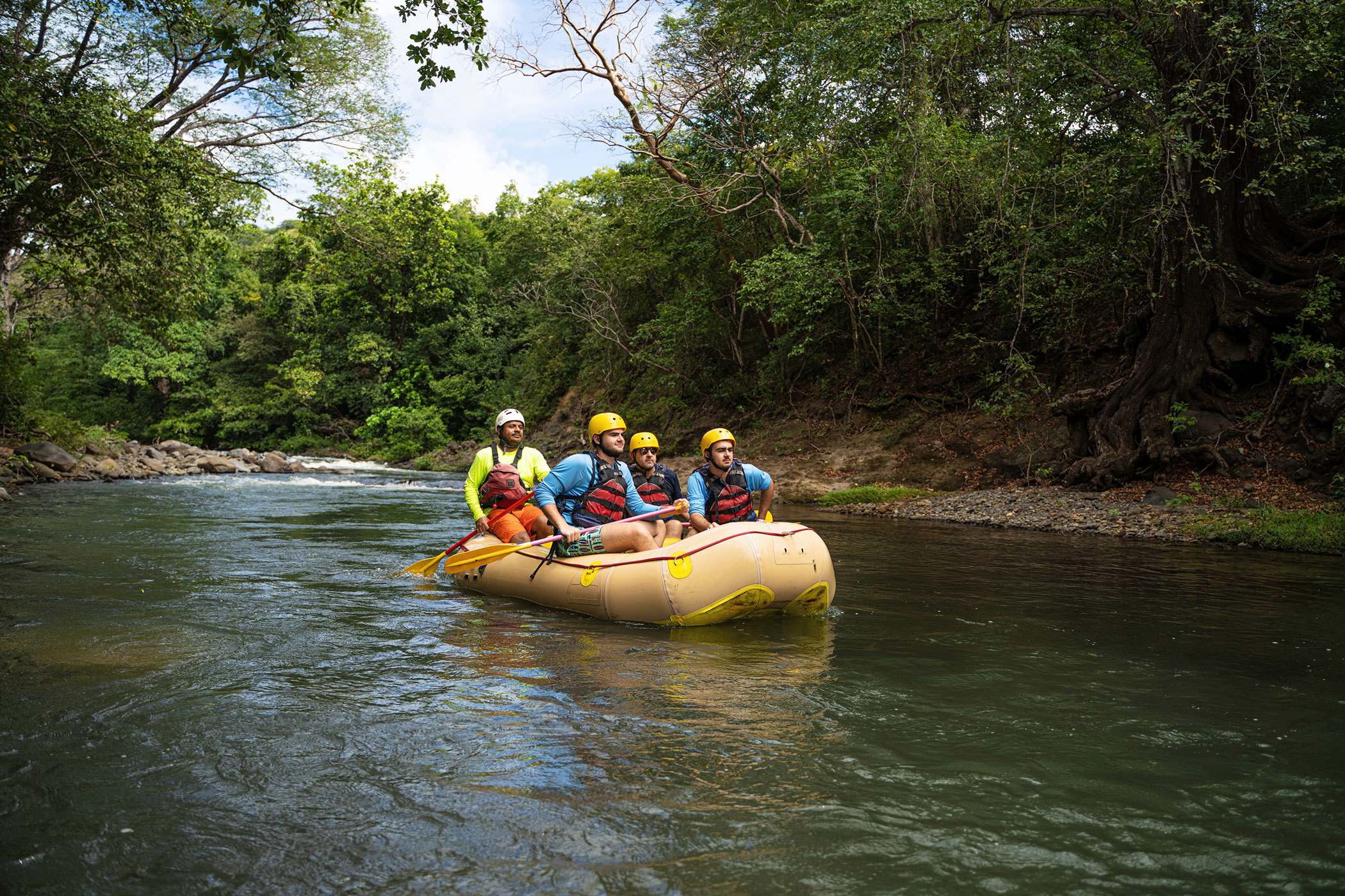 rafting-adventure-arenal-costa-rica.jpg