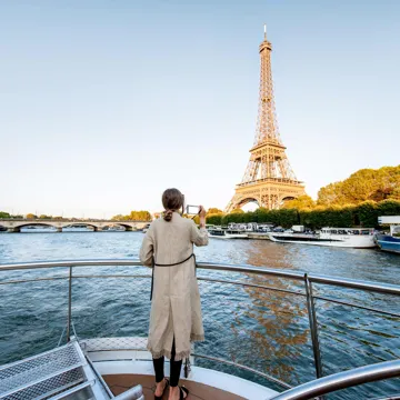 cruise-river-seine-paris-france.jpg