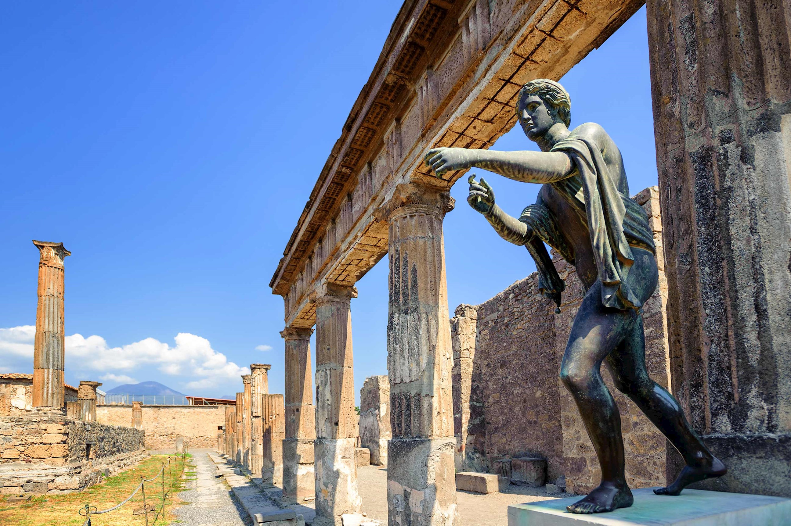 apollo-temple-pompeii-italy.jpg