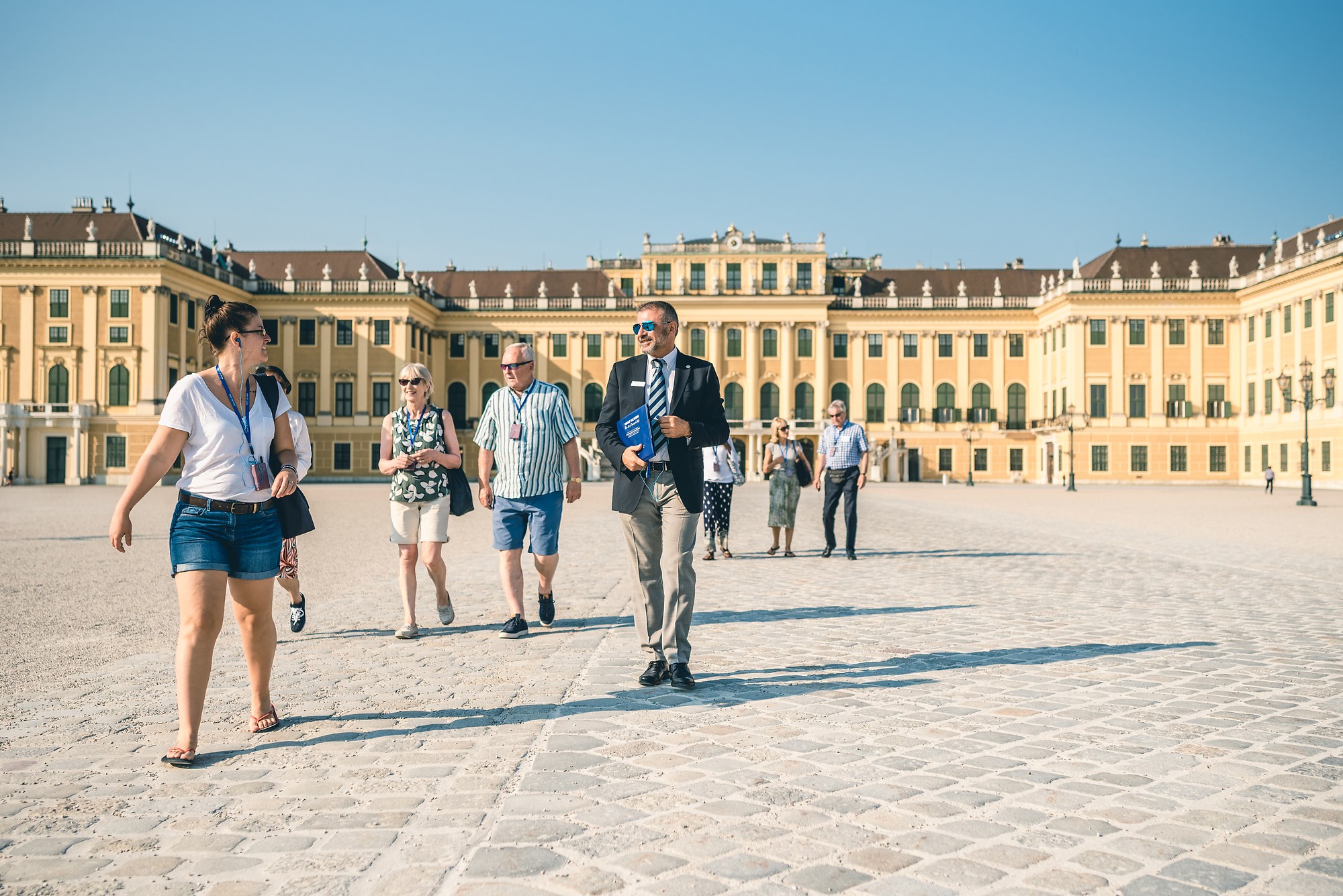 schonbrunn-gardens-vienna-austria.jpg