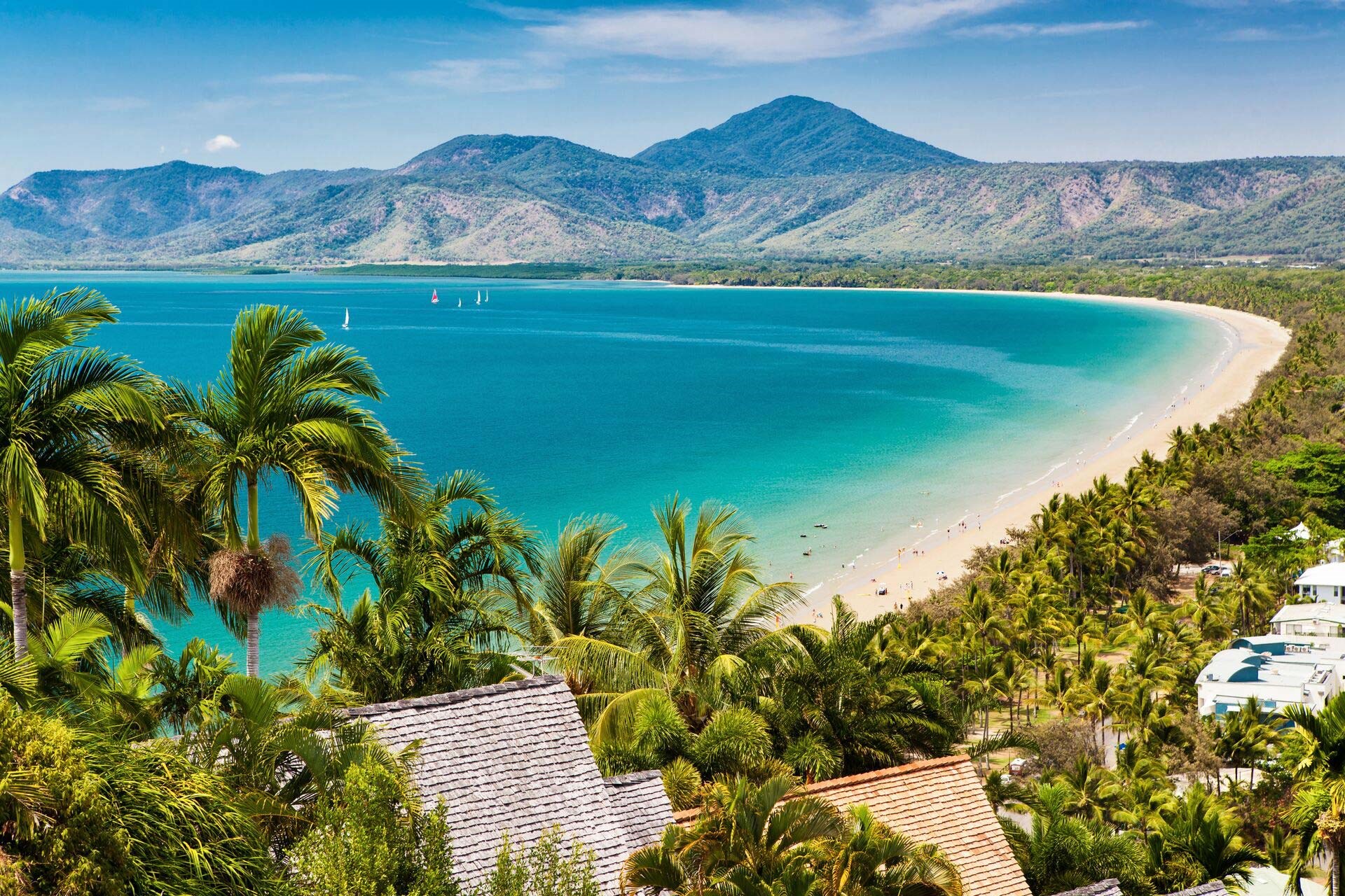 cairns-beach-queensland-australia.jpg