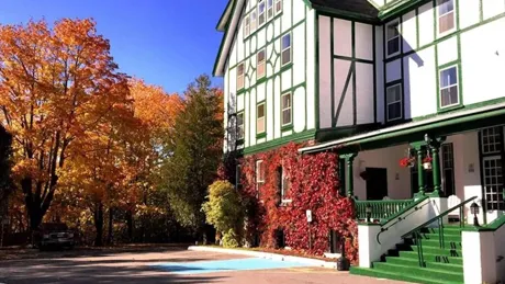 Grynmill Inn Hotel in Corner Brook, Canada during Autumn