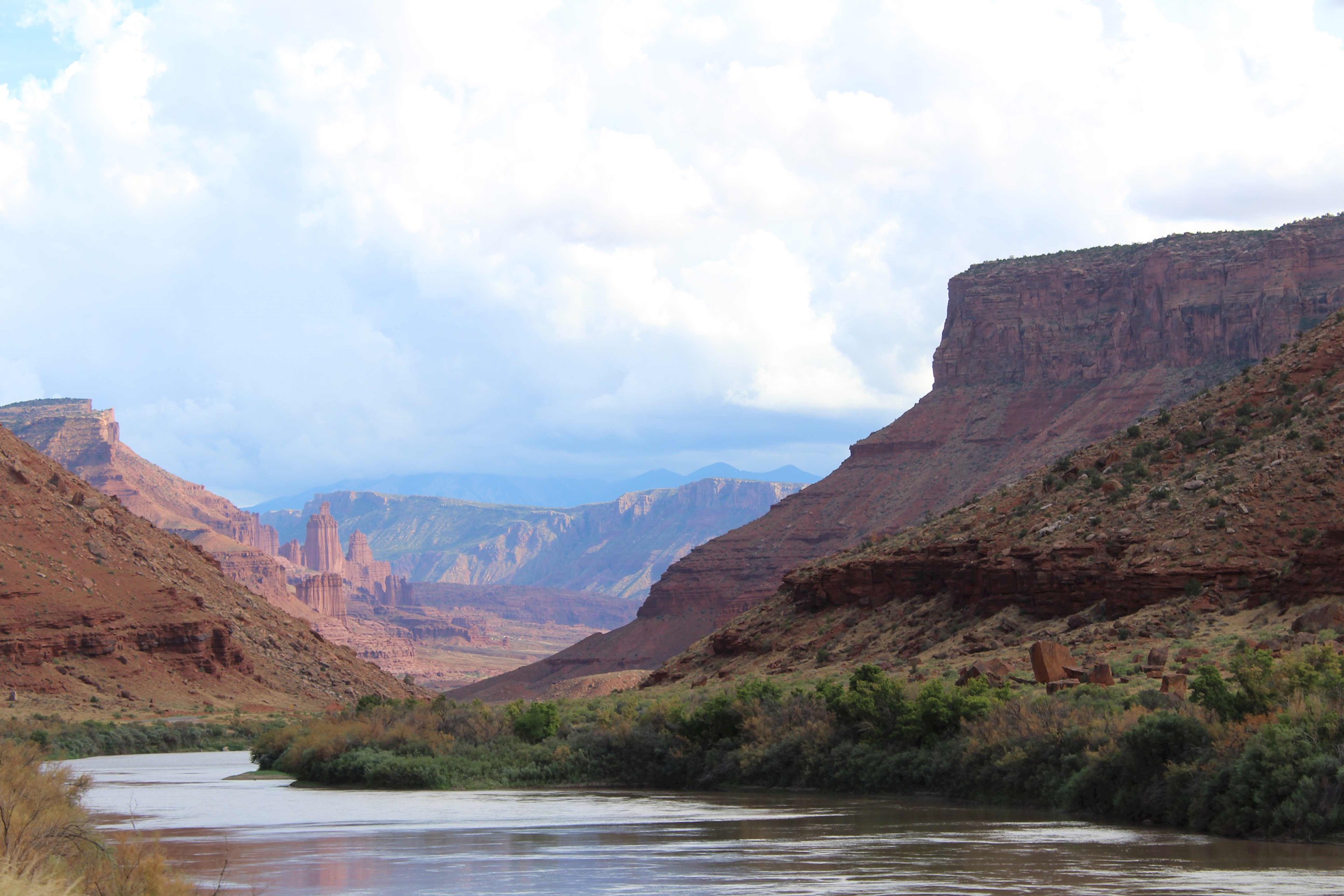 visit-moab-home-to-arches-and-canyonlands-national-parks-usa.jpg