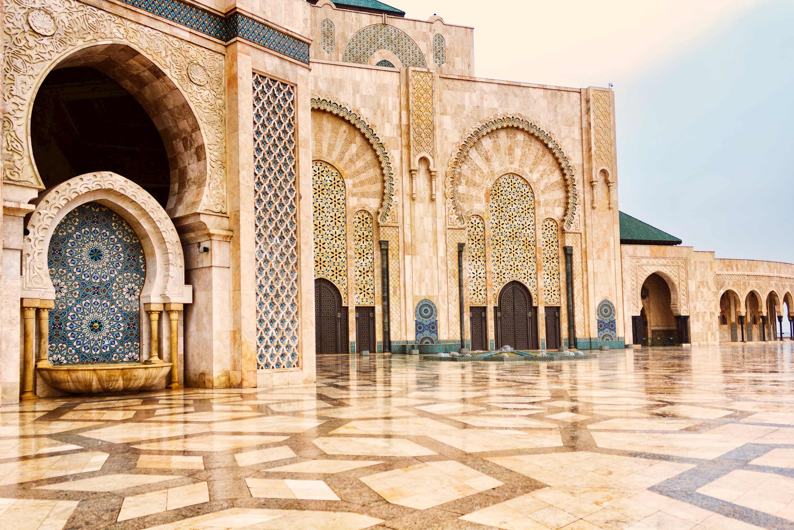hassan-ii-mosque-casablanca-morocco.jpg