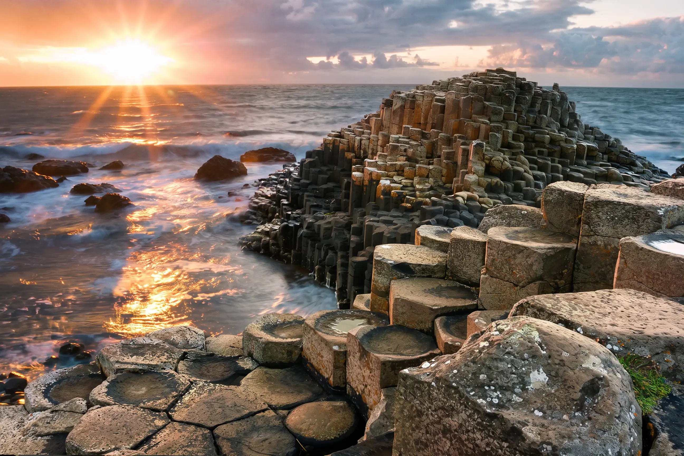 sunset-at-giants-causeway-526257975.webp