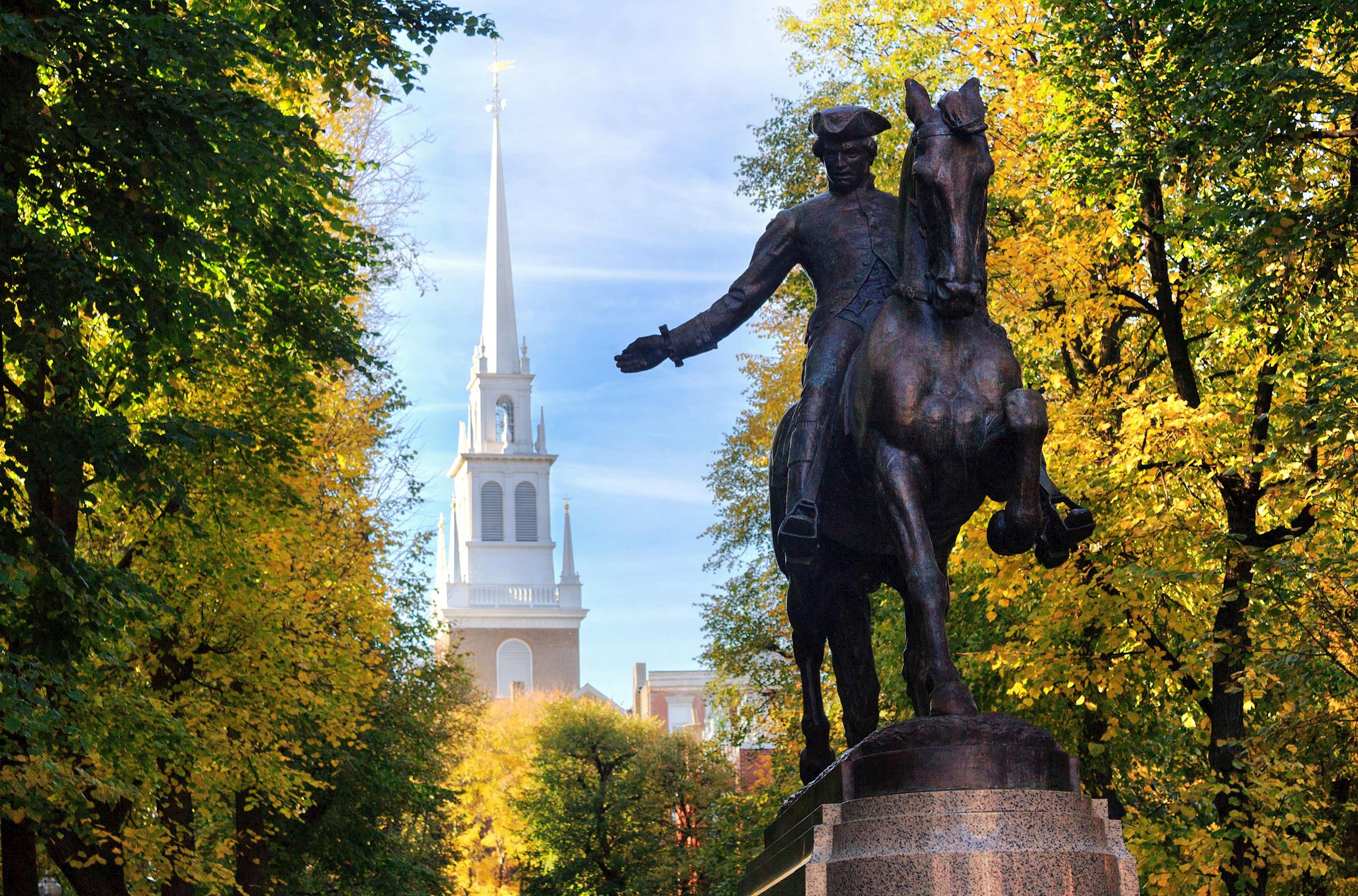 paul-revere-statue-boston-usa.jpg