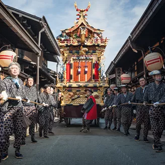 Takayama Spring Festival 1072064830