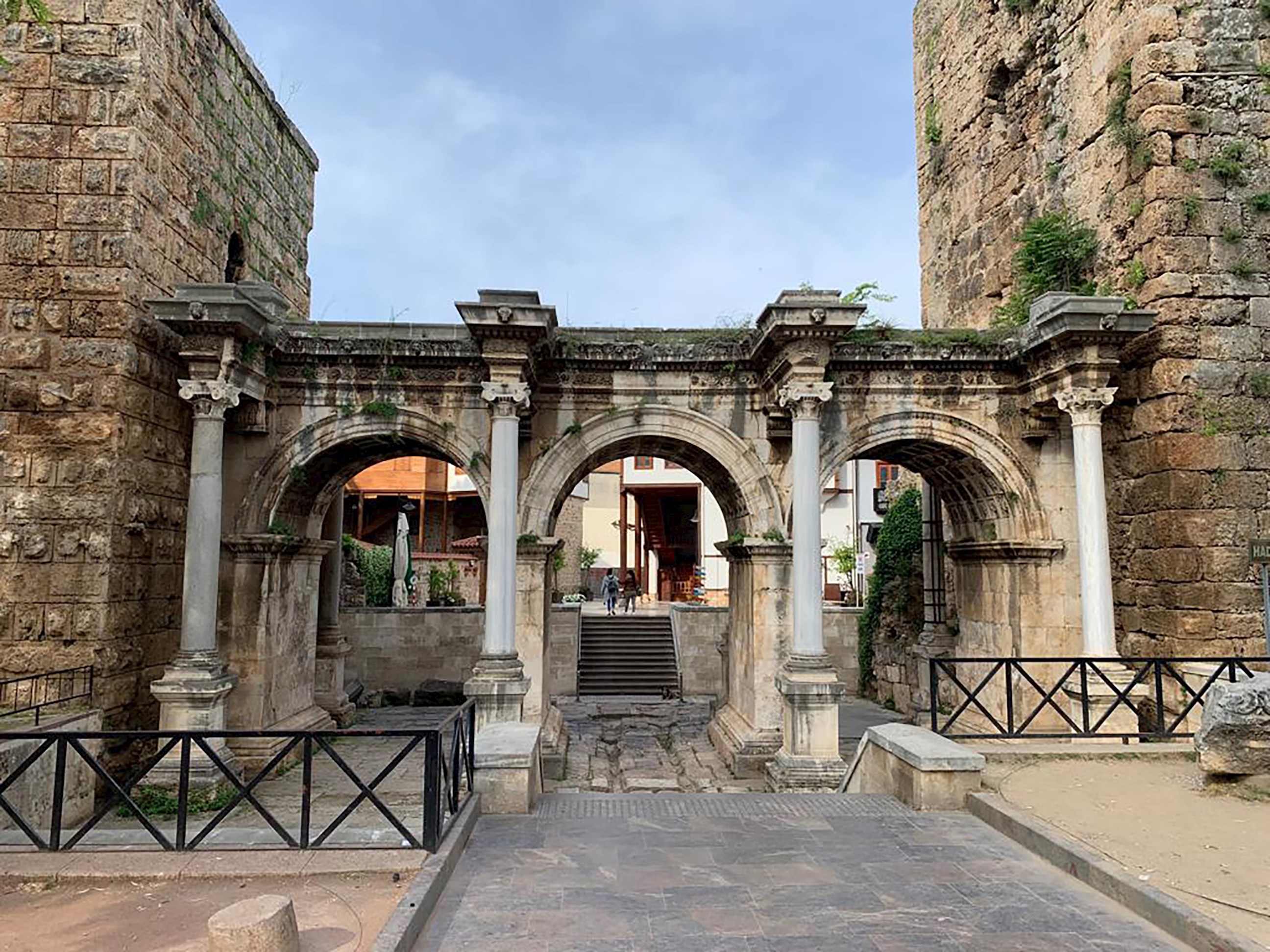 antalya-sightseeing-antalya-turkey.jpg