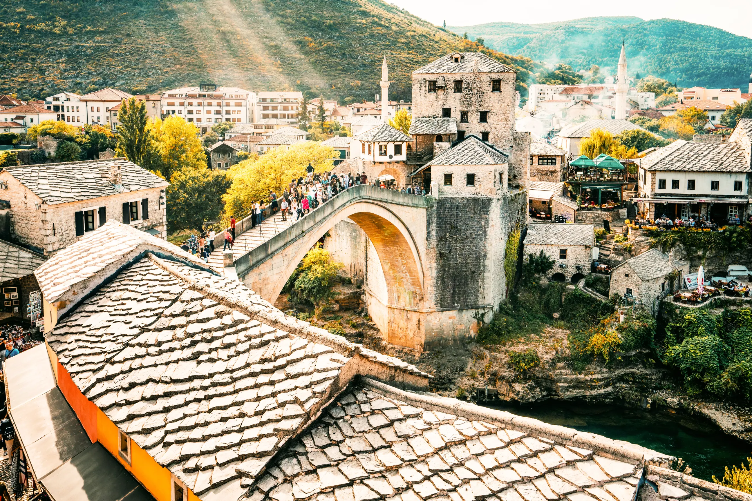 day-hero-stari-most-bridge-mostar-bosnia-herzegovina.webp