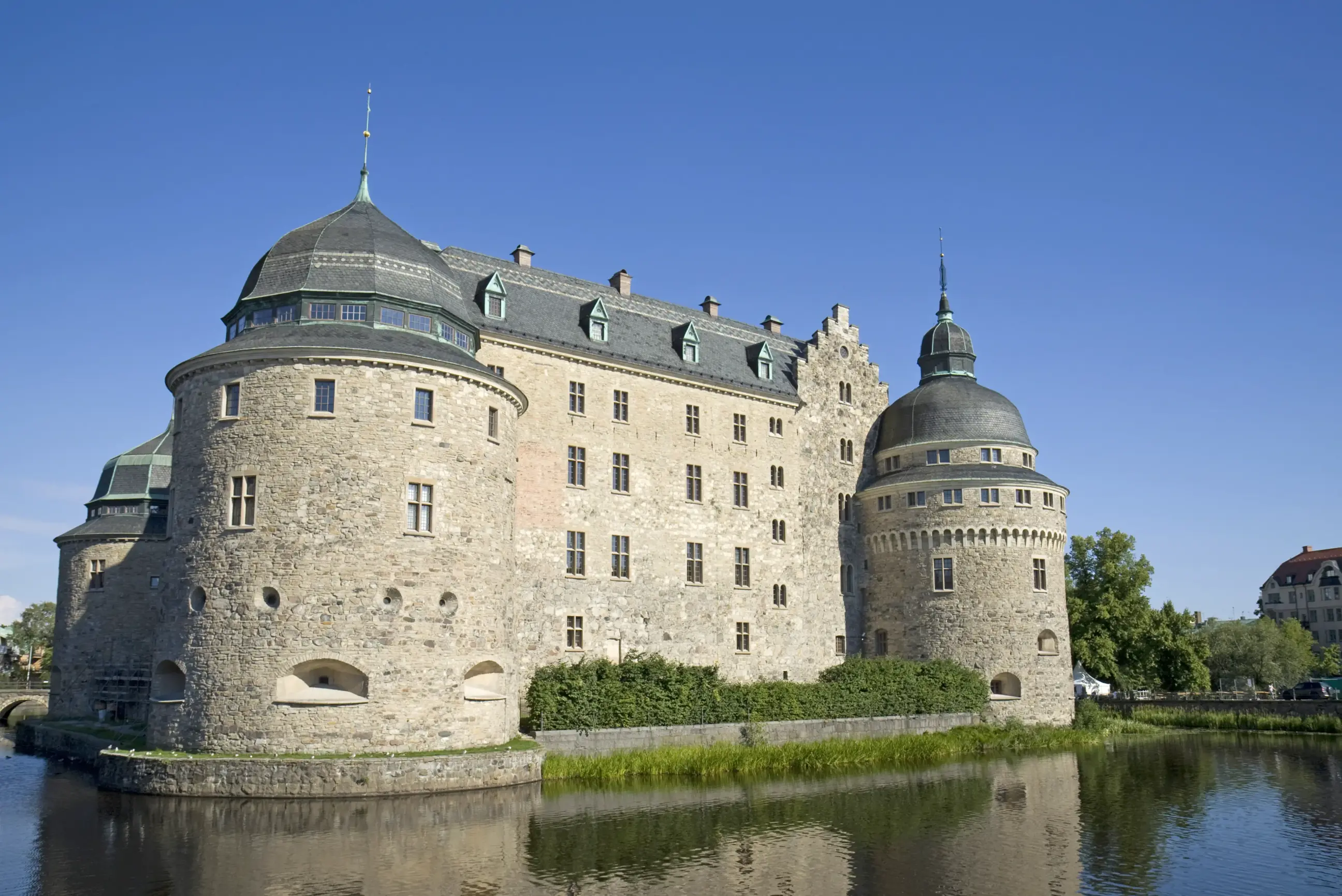 day-hero-o-rebro-castle-o-rebro-sweden-98001150.webp