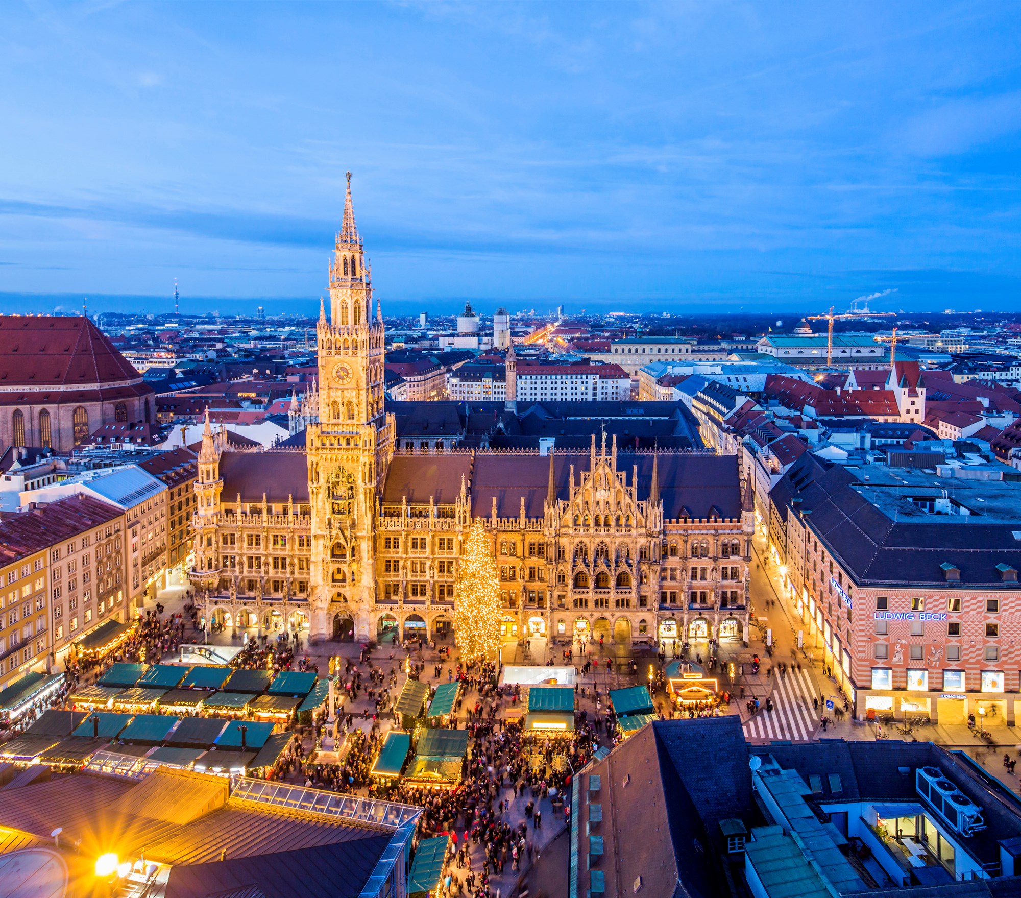 christmas-market-marienplatz-germany.jpg