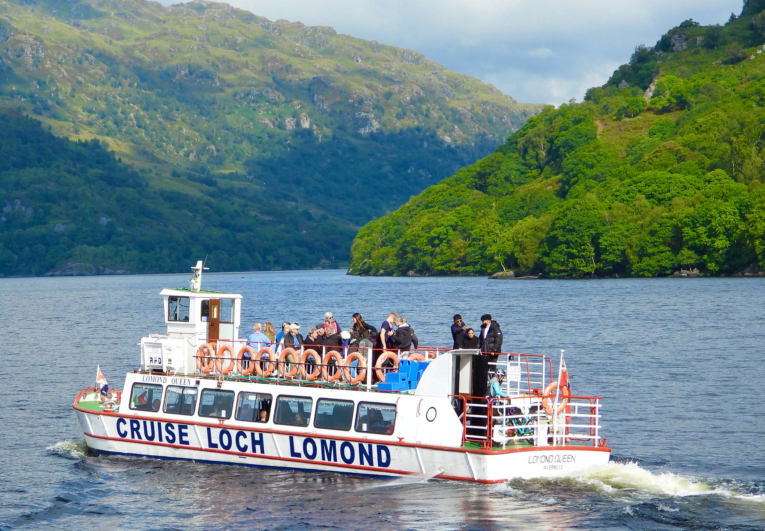 A Loch Lomond river cruise operating with many passengers