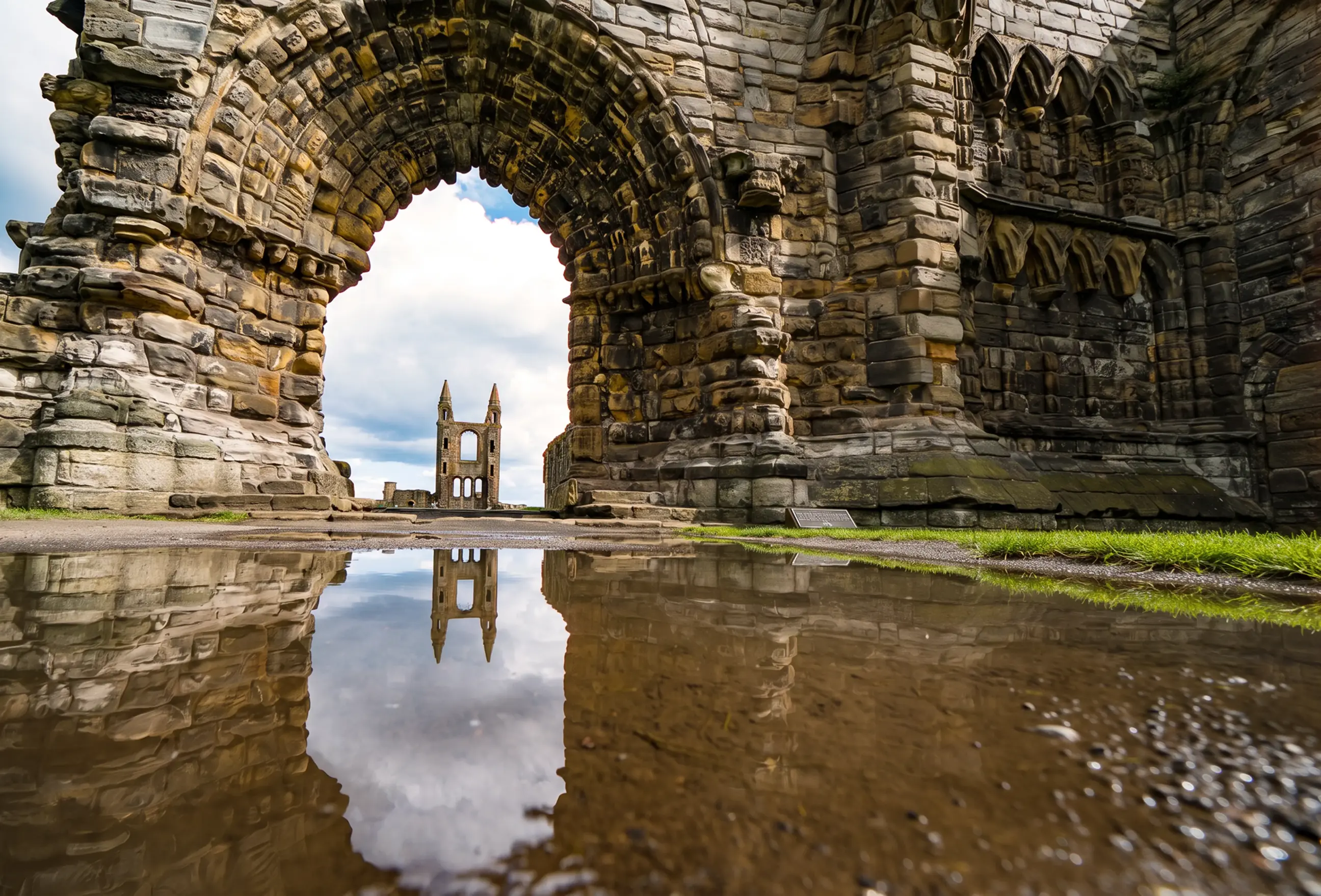 day-hero-cathedral-ruins-reflection-st-andrews-scotland-1172224024.webp